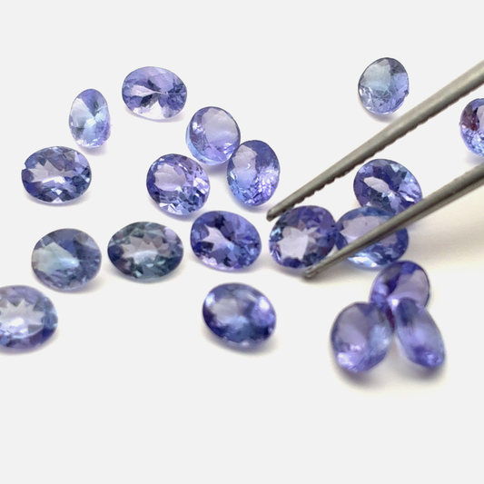 One 5x4mm Tanzanite Oval Cut
