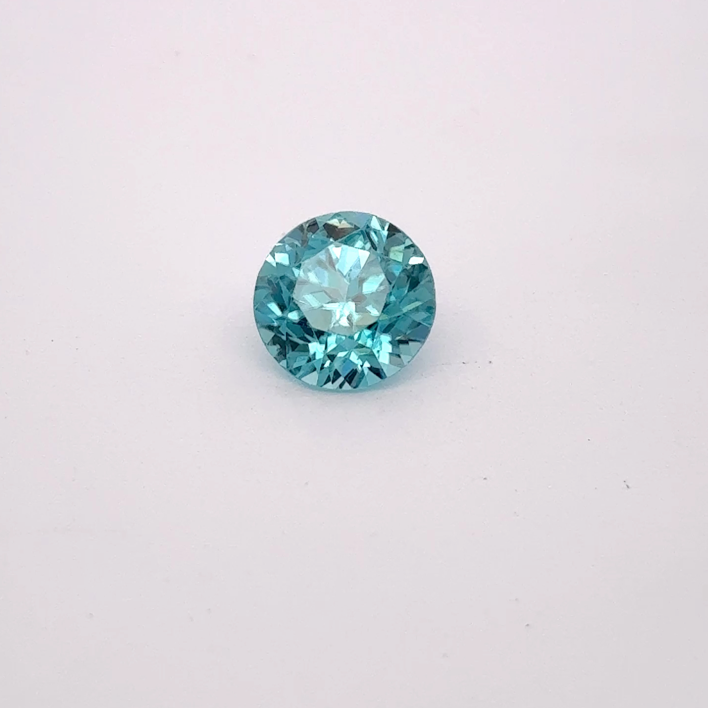 8mm Blue Zircon 2.79 carat Round Cut