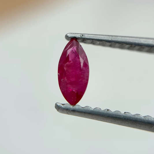 0.14 carat Red Beryl 5.55x2.6mm Marquise Cut, Natural Utah Red Beryl, Bixbite