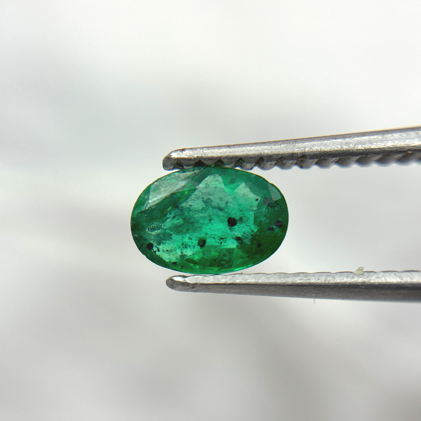 6x4mm Natural Green Emerald 0.42 carat Oval Cut