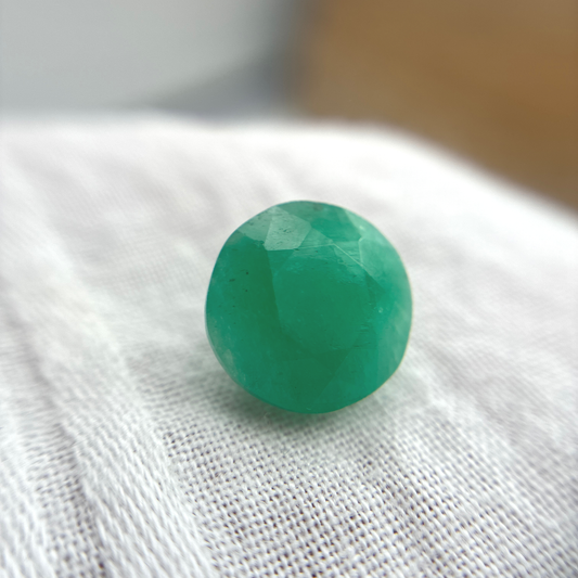 10mm Round cut Natural Emerald, 4 carats