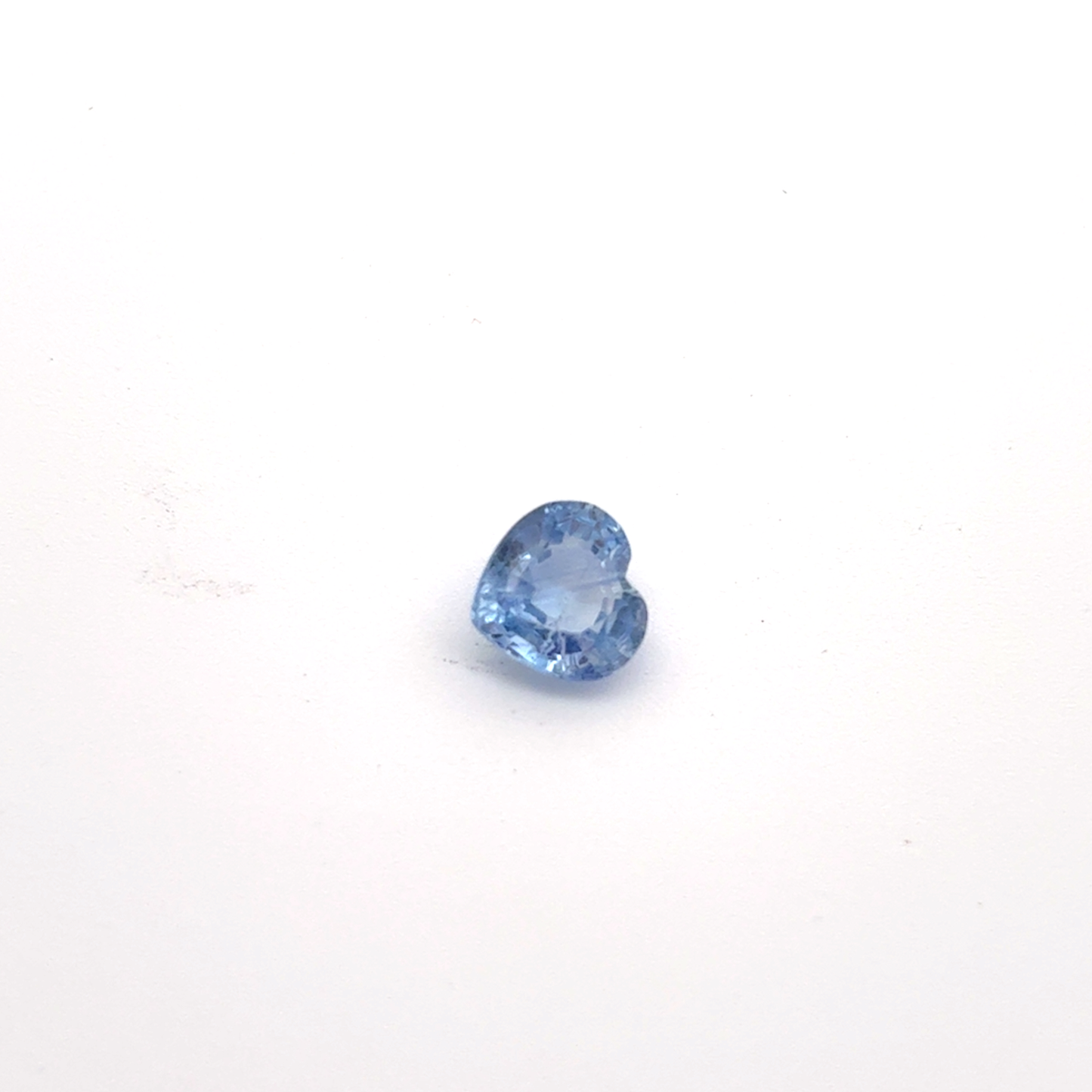 5.8mm Light Blue Sapphire, 0.87ct, Heart cut Loose Gem