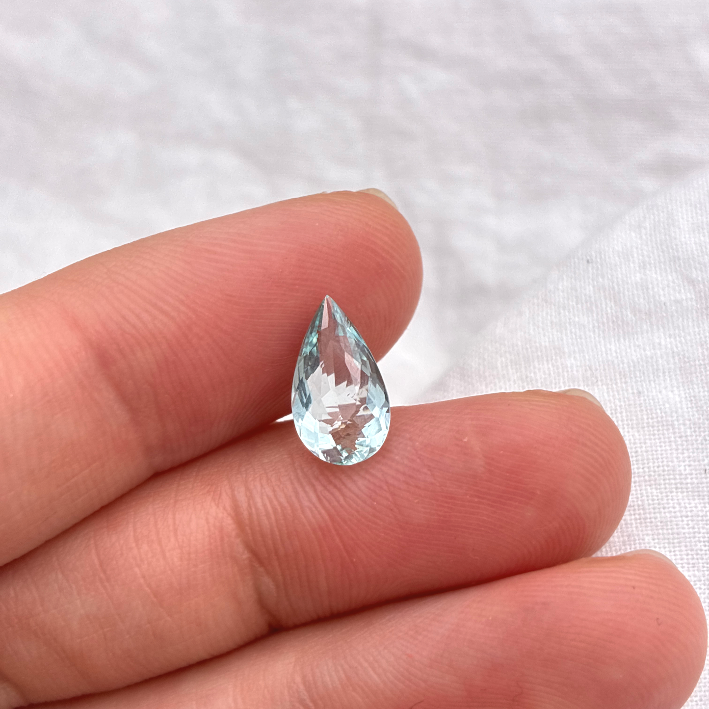 1.50ct Blue Aquamarine Pear cut, 11.3x6.4mm