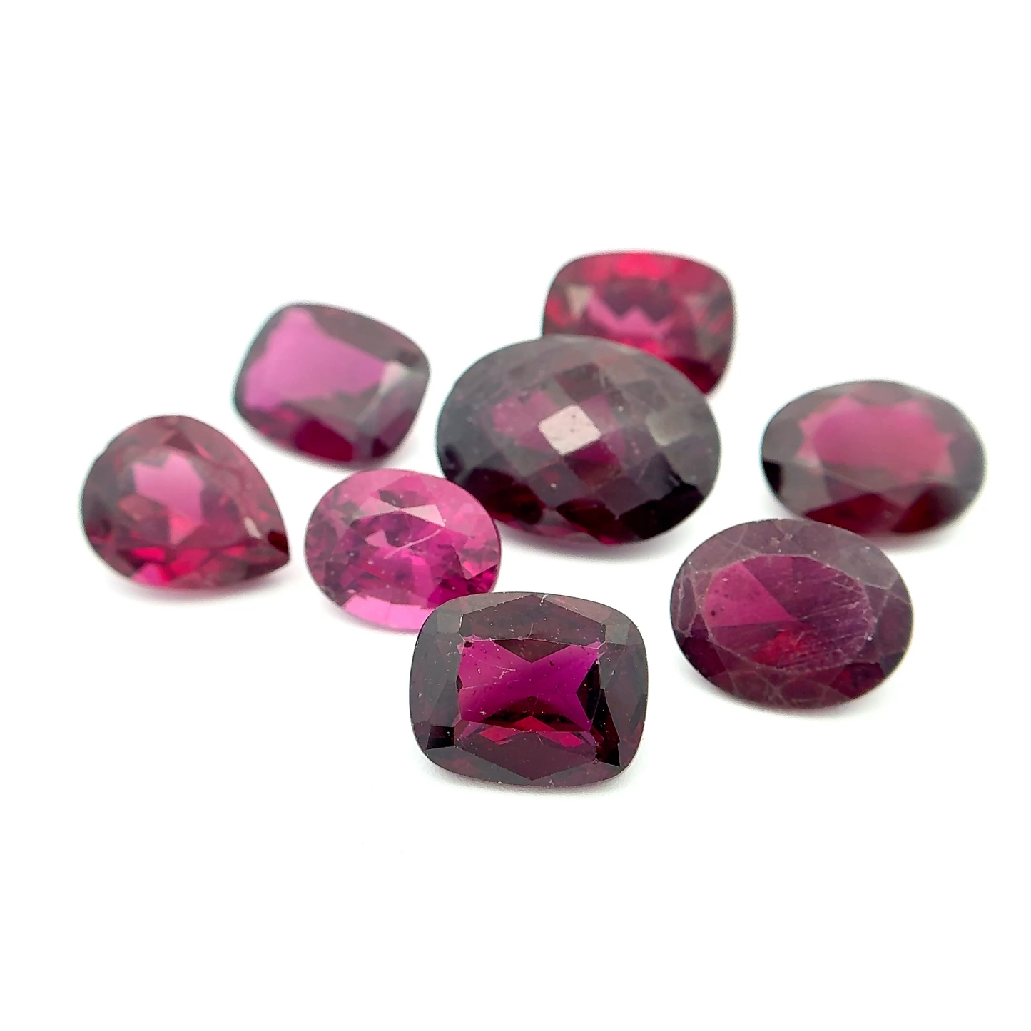 30 carats Lot of Reddish Purple Garnets, Worn 8 pieces, Faceted, Recycled, Chipped, Preformed Facet Rough