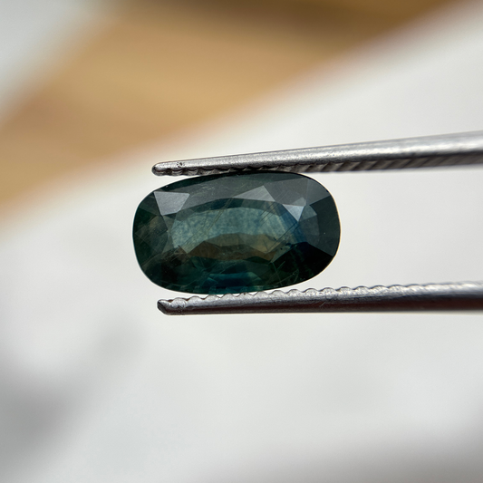2.25 carat Teal Sapphire 10.2x6.1mm Oval Cut