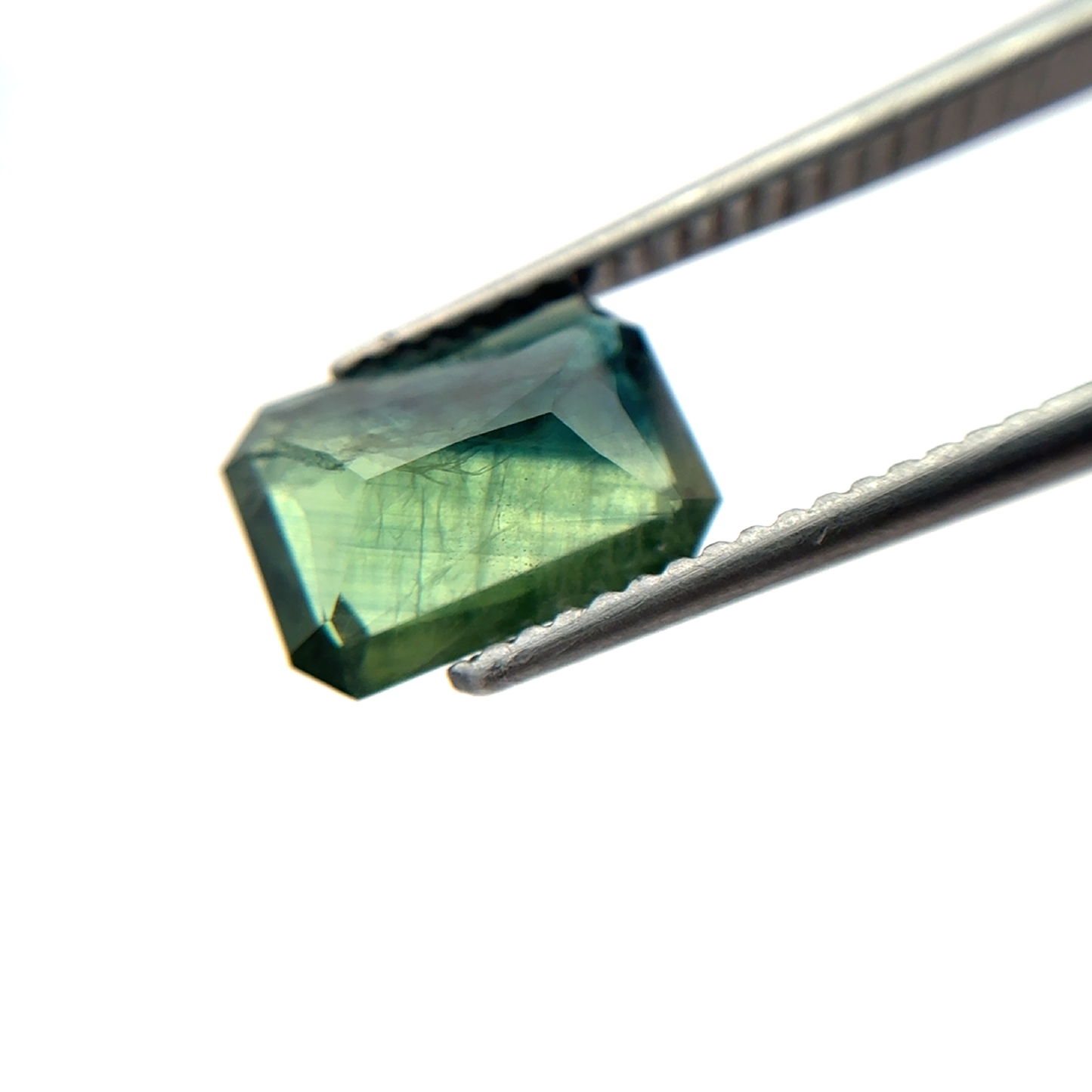 2 carat Sapphire 9.1x6.5mm Emerald Cut, BE Treated
