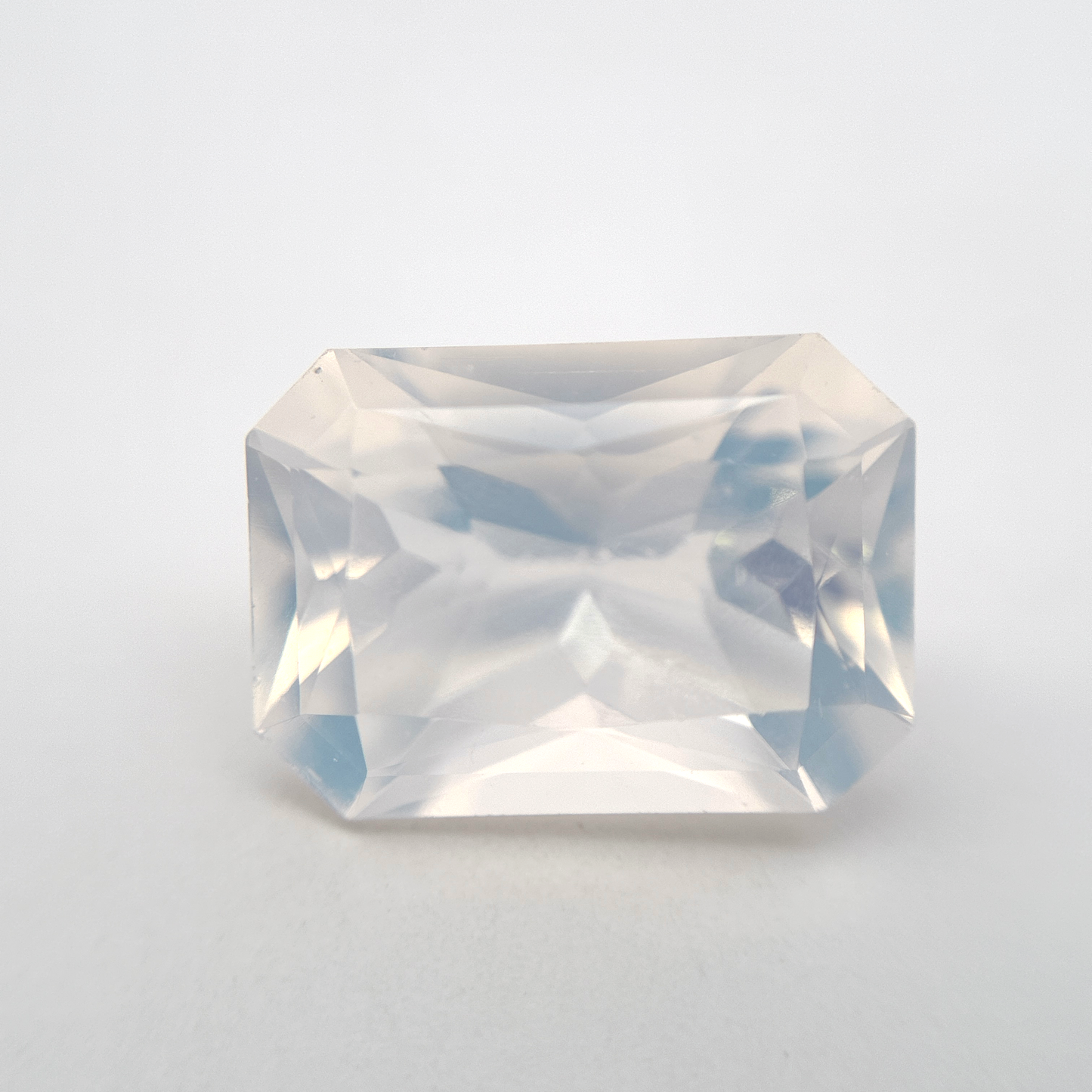 14x10mm Moon Quartz, 5.59 carat