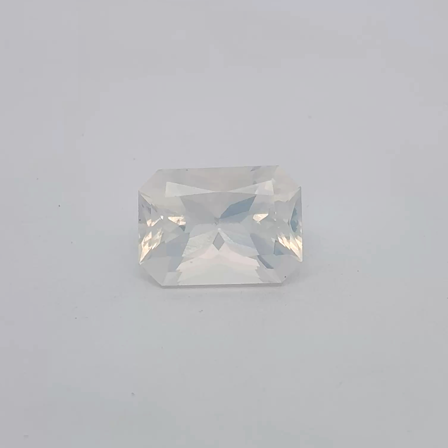 14x10mm Moon Quartz, 5.59 carat