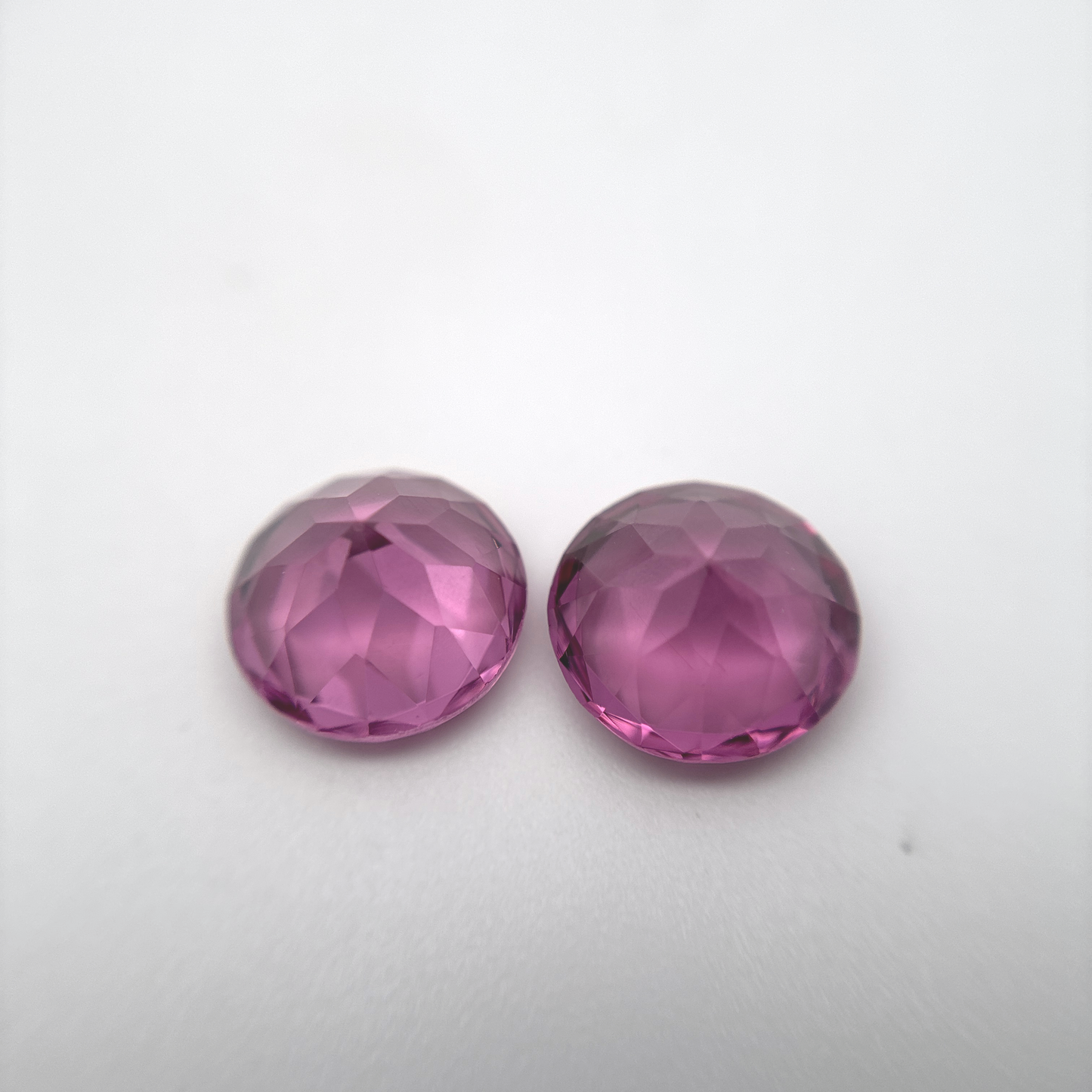 Pair of Purplish Pink Garnets, 8mm Round 4.98ctw