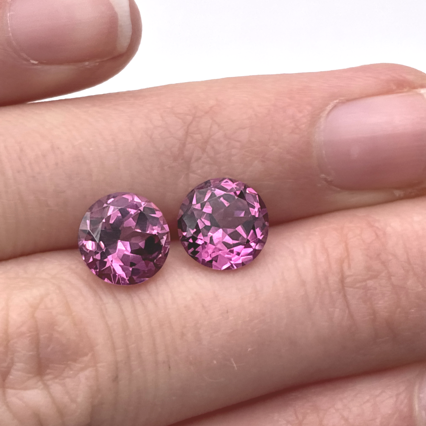 Pair of Purplish Pink Garnets, 8mm Round 4.98ctw