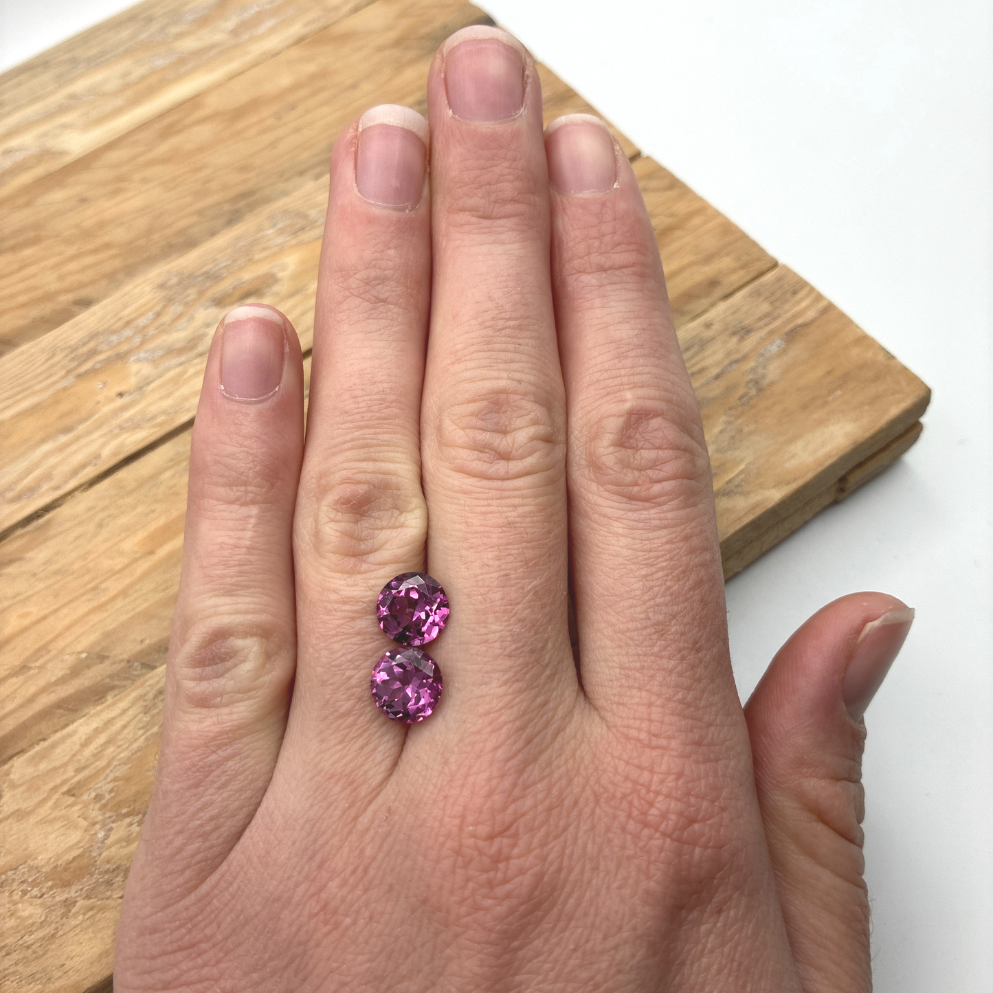 Pair of Purplish Pink Garnets, 8mm Round 4.98ctw
