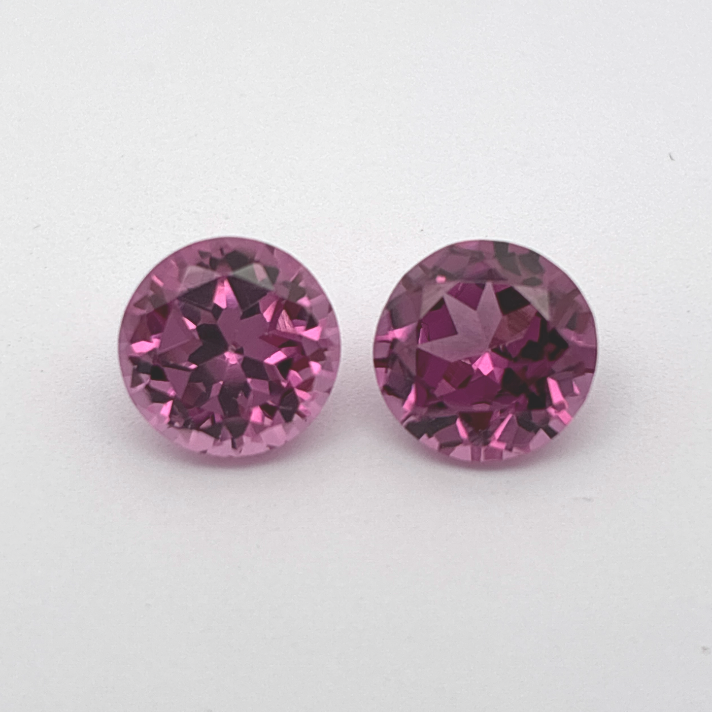 Pair of Purplish Pink Garnets, 8mm Round 4.98ctw