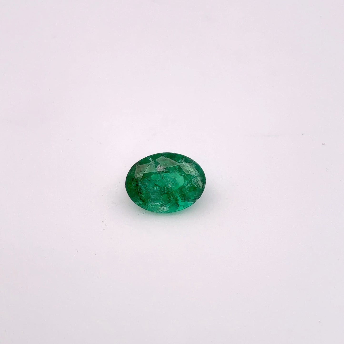 1.19 carat Natural Green Emerald 8x5mm Oval