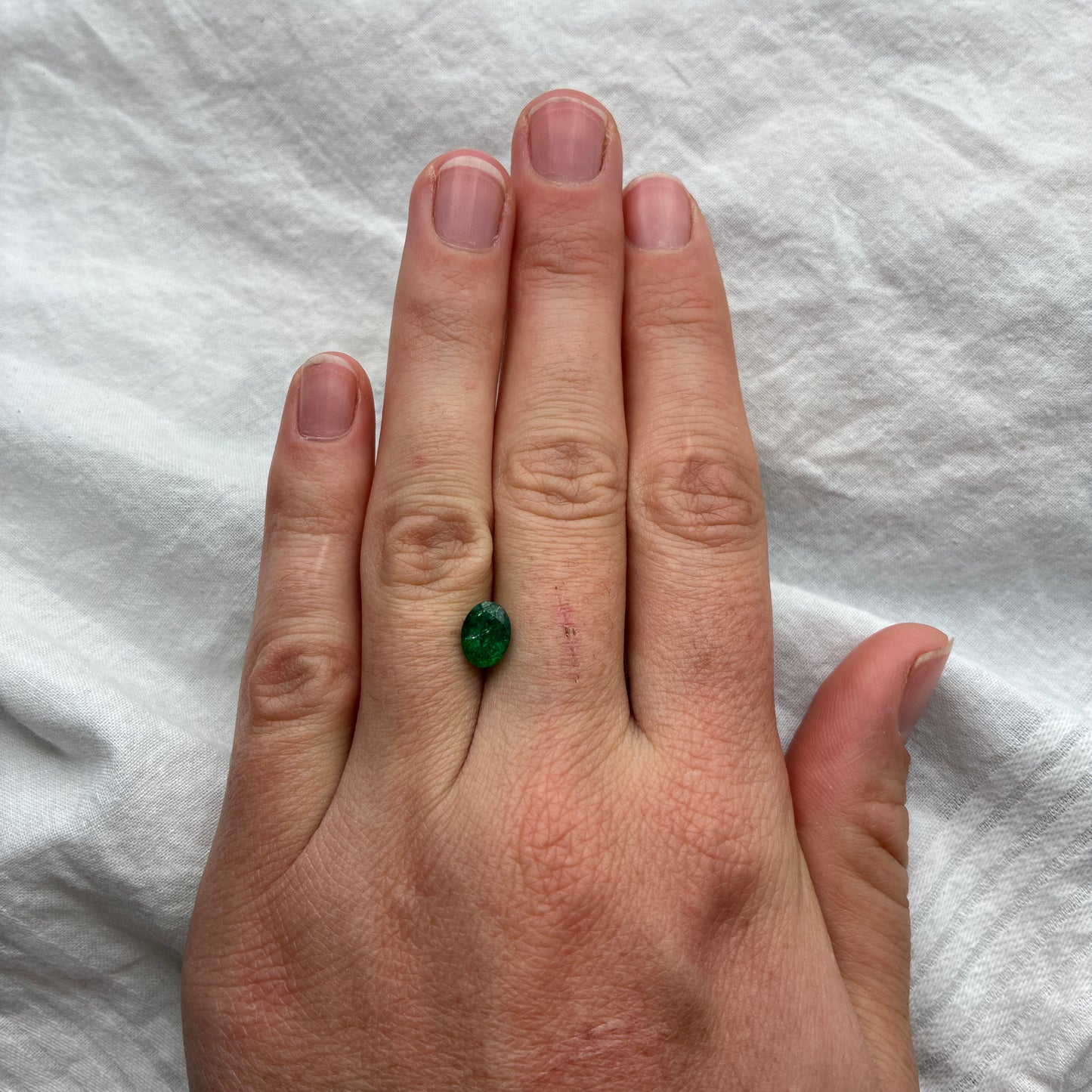 1.19 carat Natural Green Emerald 8x5mm Oval