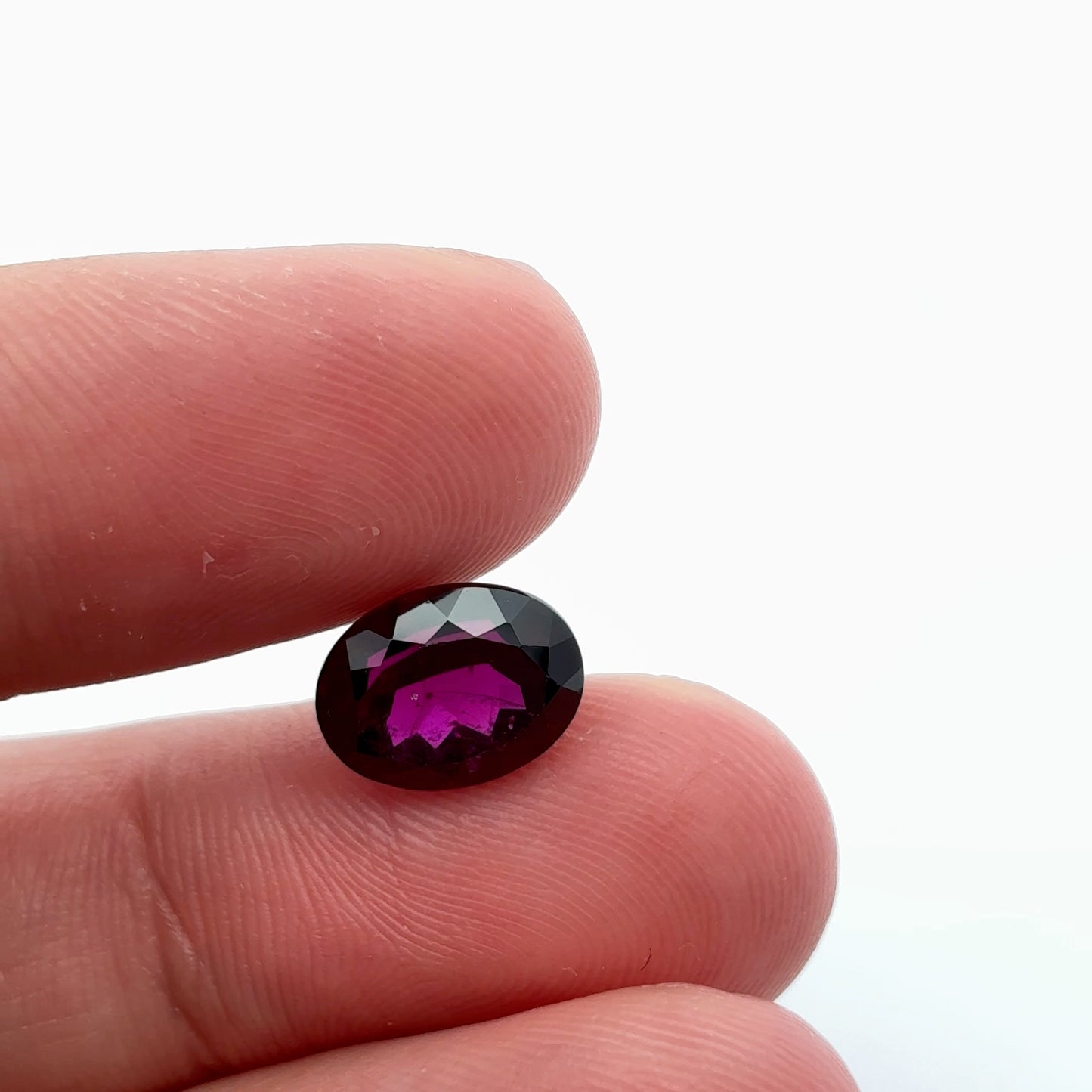 4 carat Purple Rhodolite Garnet 10x8mm Oval Cut, Faceted Loose Gemstone