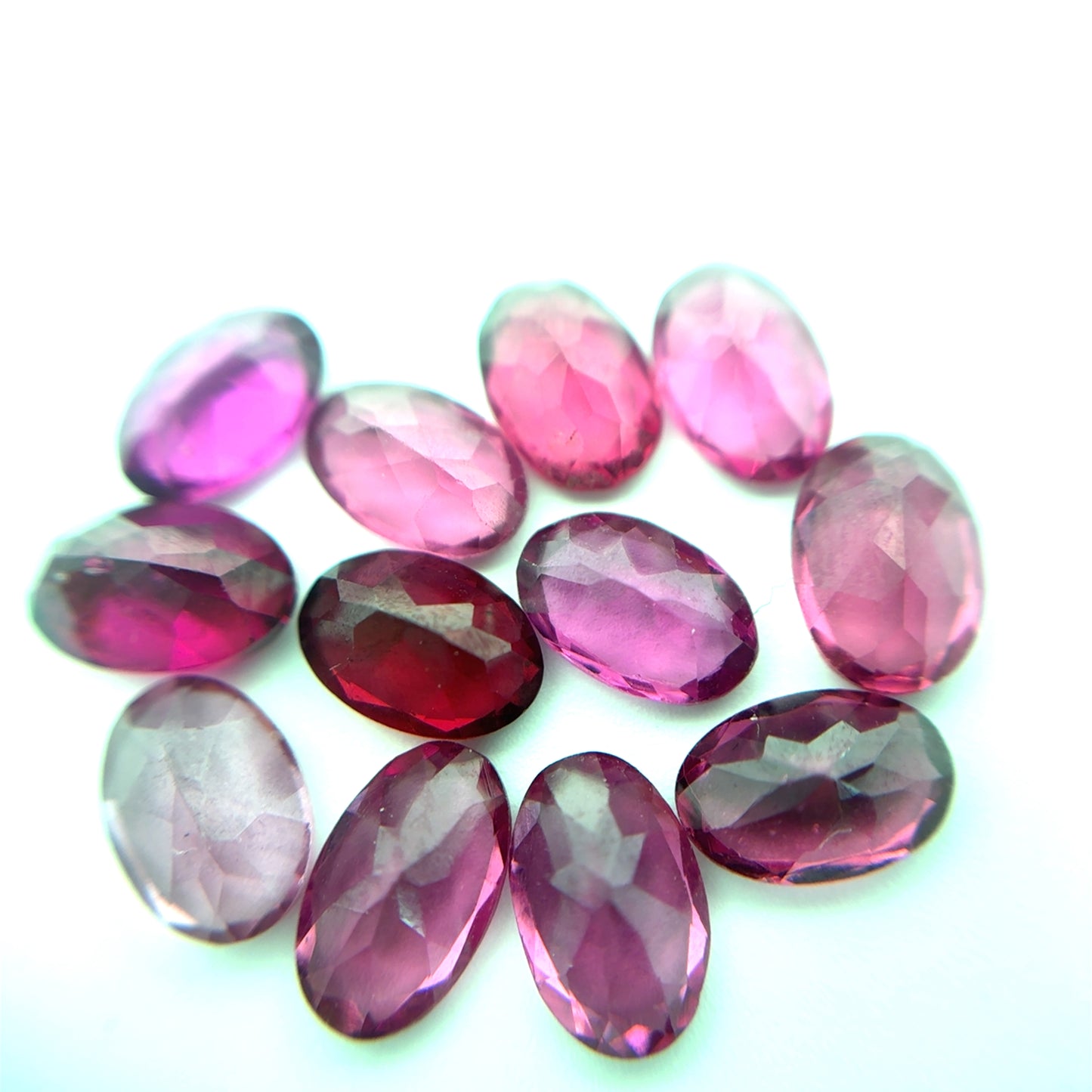 ONE 6x4mm Purple Garnet Oval Cut, Facet Loose Gemstone, 0.5 carat Rhodolite Garnet