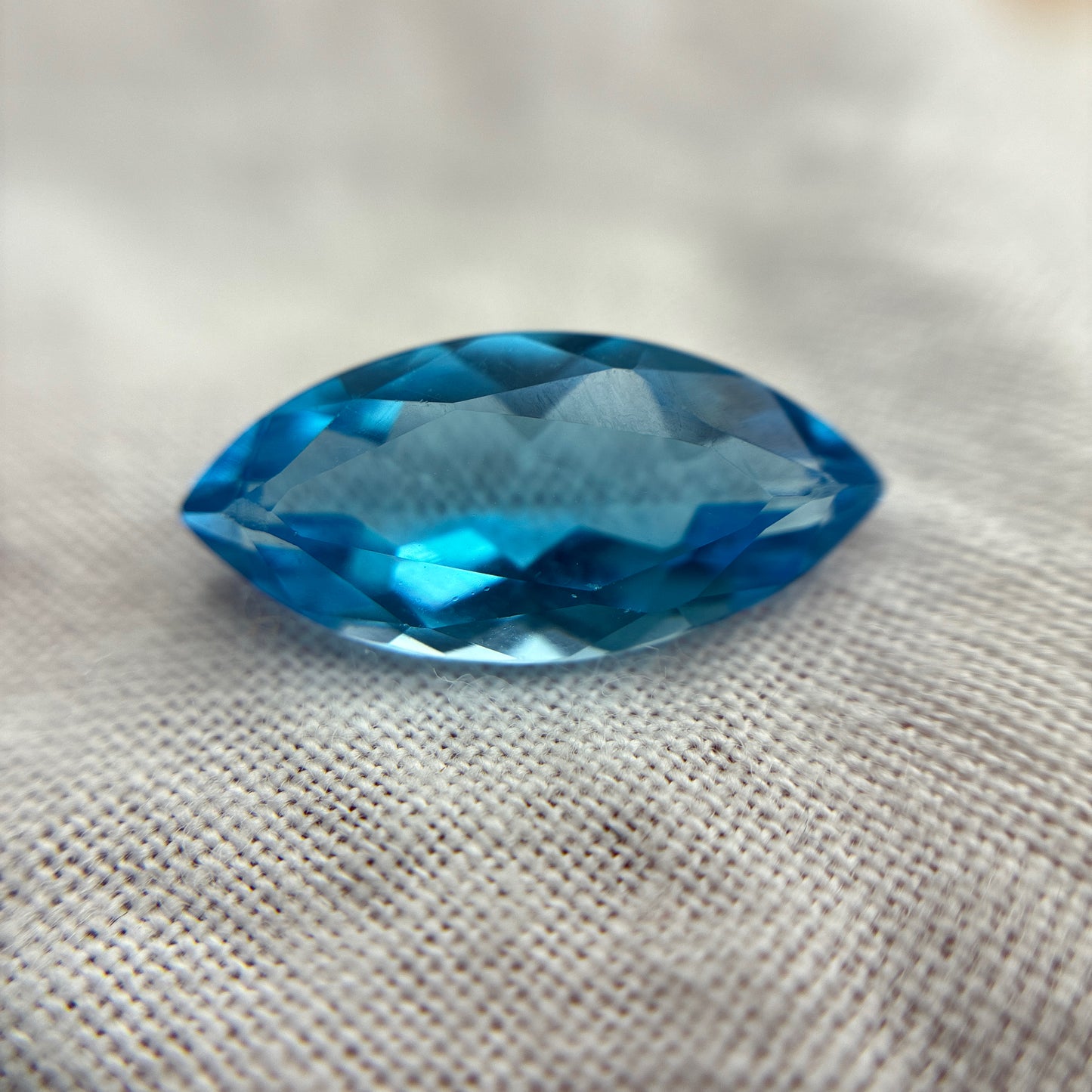 14.75x7mm Blue Topaz 3.43 carat Marquise Cut, Faceted Loose Gemstone