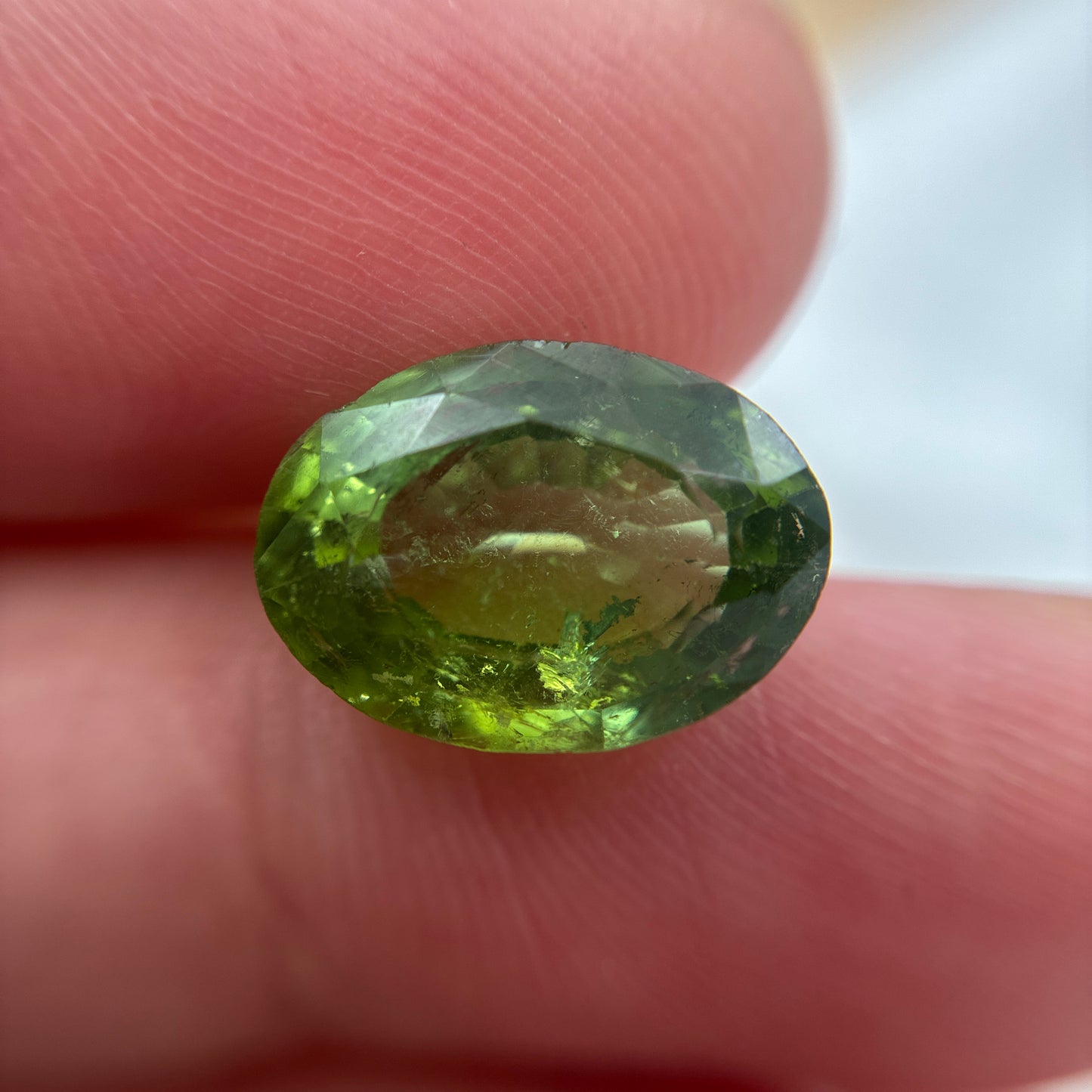 5 Carat Green Tourmaline 12.7x9.2mm Oval Cut, Faceted Loose Gemstone
