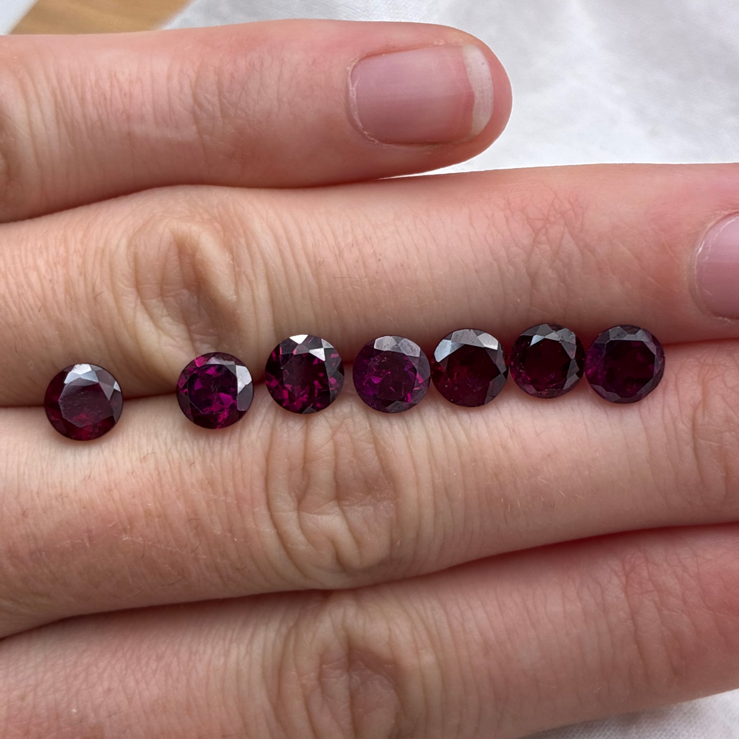 ONE 6mm Purple Garnet Round Cut, Faceted Loose Rhodolite Garnet