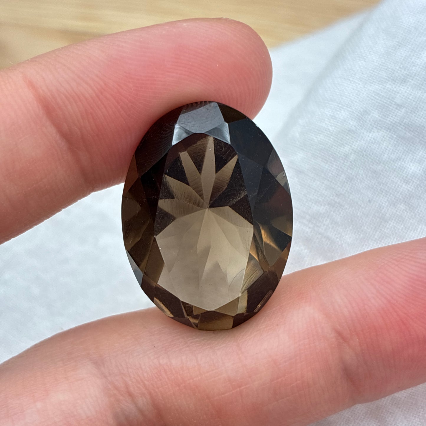 24.7x18.2mm Smokey Quartz 28 Carat Oval Cut, Faceted Loose Brown Gemstone
