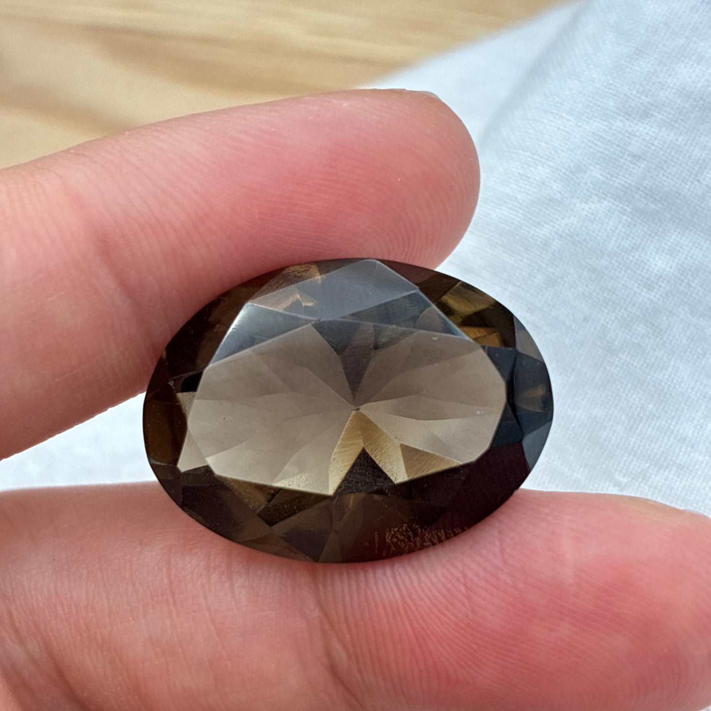 24.7x18.2mm Smokey Quartz 28 Carat Oval Cut, Faceted Loose Brown Gemstone