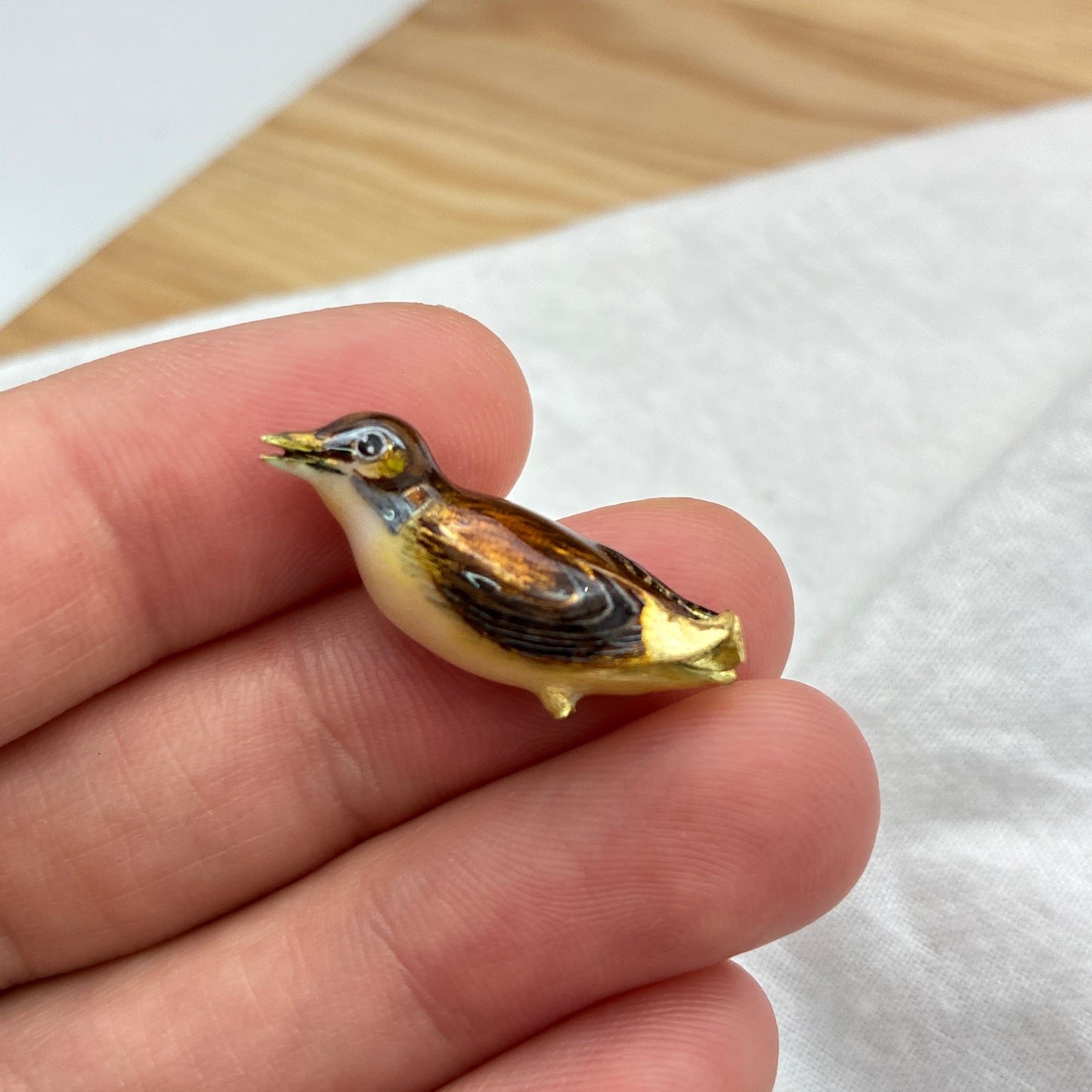 Solid 18k Gold Bird at Spot Price Scrap 750 Purity