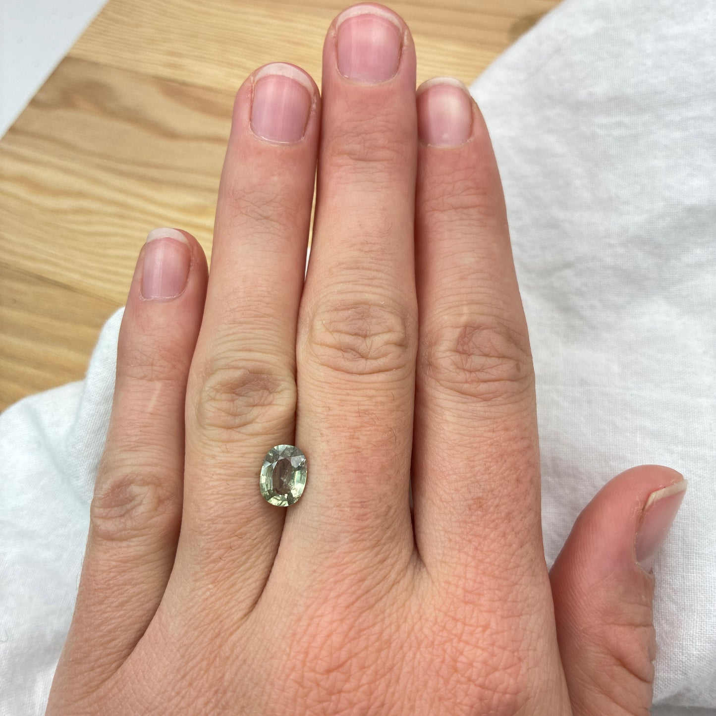 8x6mm Light Yellowish Green Natural Unheated Sapphire oval Loose Gemstone, 1.66 carat