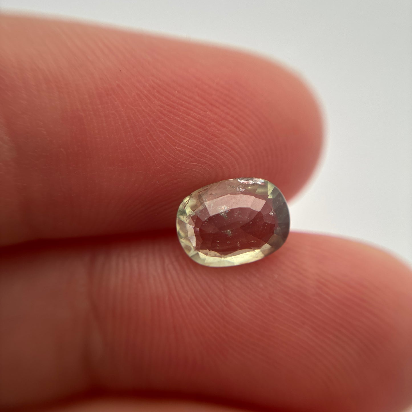 8x6mm Light Yellowish Green Natural Unheated Sapphire oval Loose Gemstone, 1.66 carat