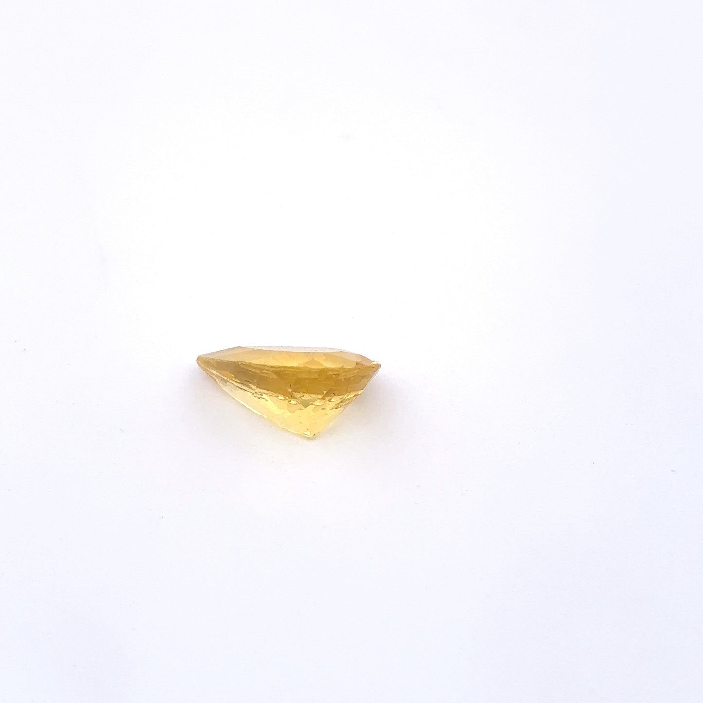 1.37 carat Heliodor, Yellow Beryl 10x7mm pear
