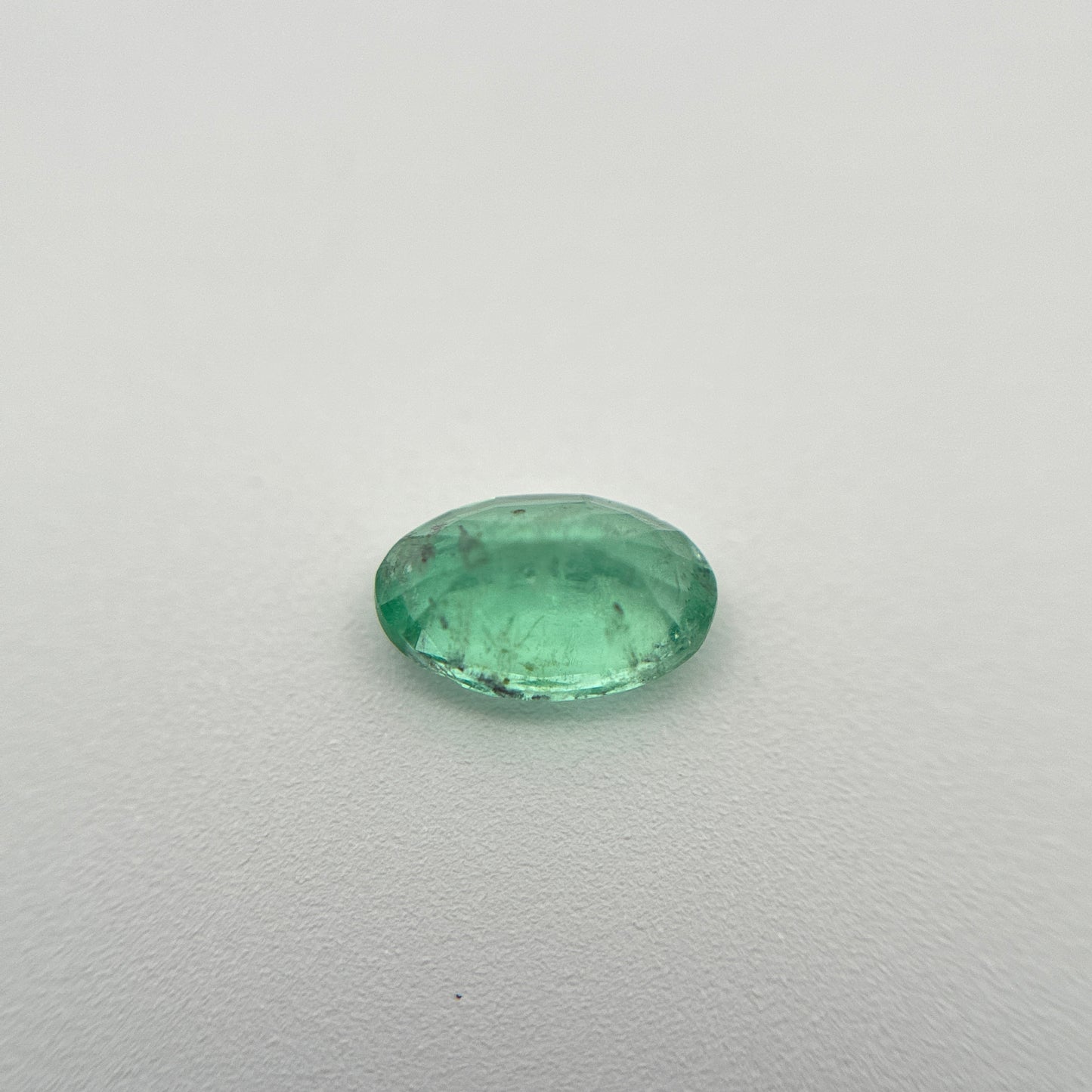 Loose Natural Emerald Light Green 6x4mm 0.40 carat