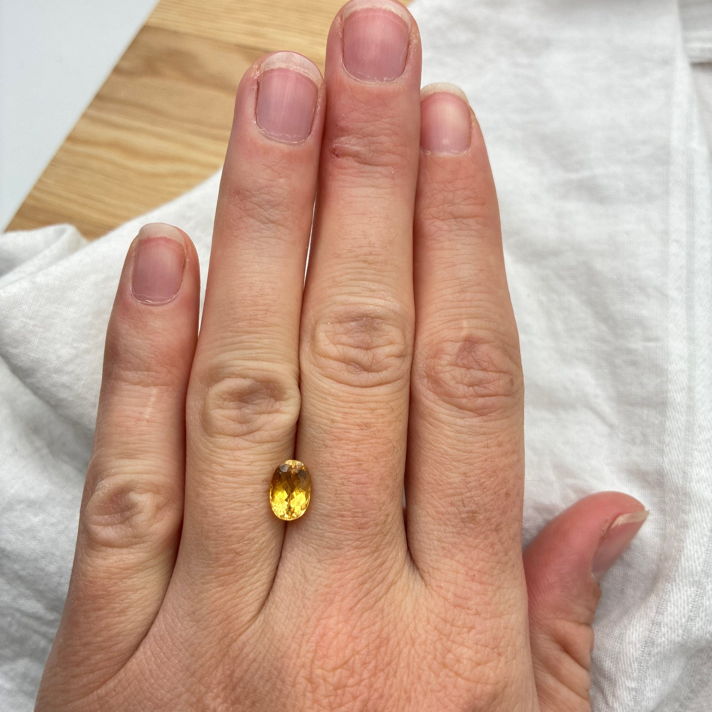 1.7 carat Imperial Topaz 8.4x5.8mm Oval Cut, Golden Yellow Topaz