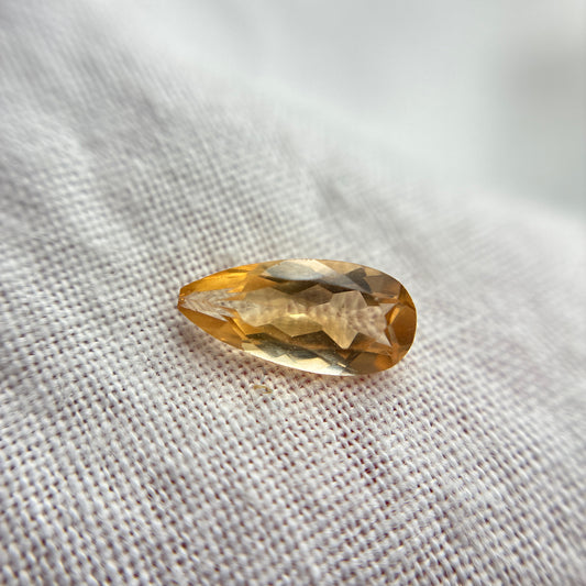 0.85 carat Imperial Topaz 8.85x5.2mm Pear Cut Golden Yellow Topaz