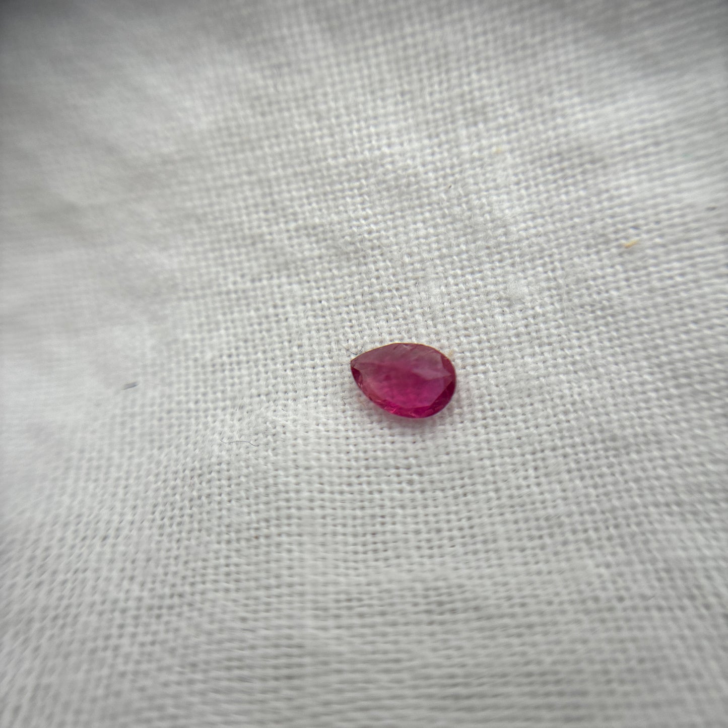 0.10 carat Red Beryl 4.25x3.0mm Pear Cut, Natural Utah Red Beryl, Bixbite