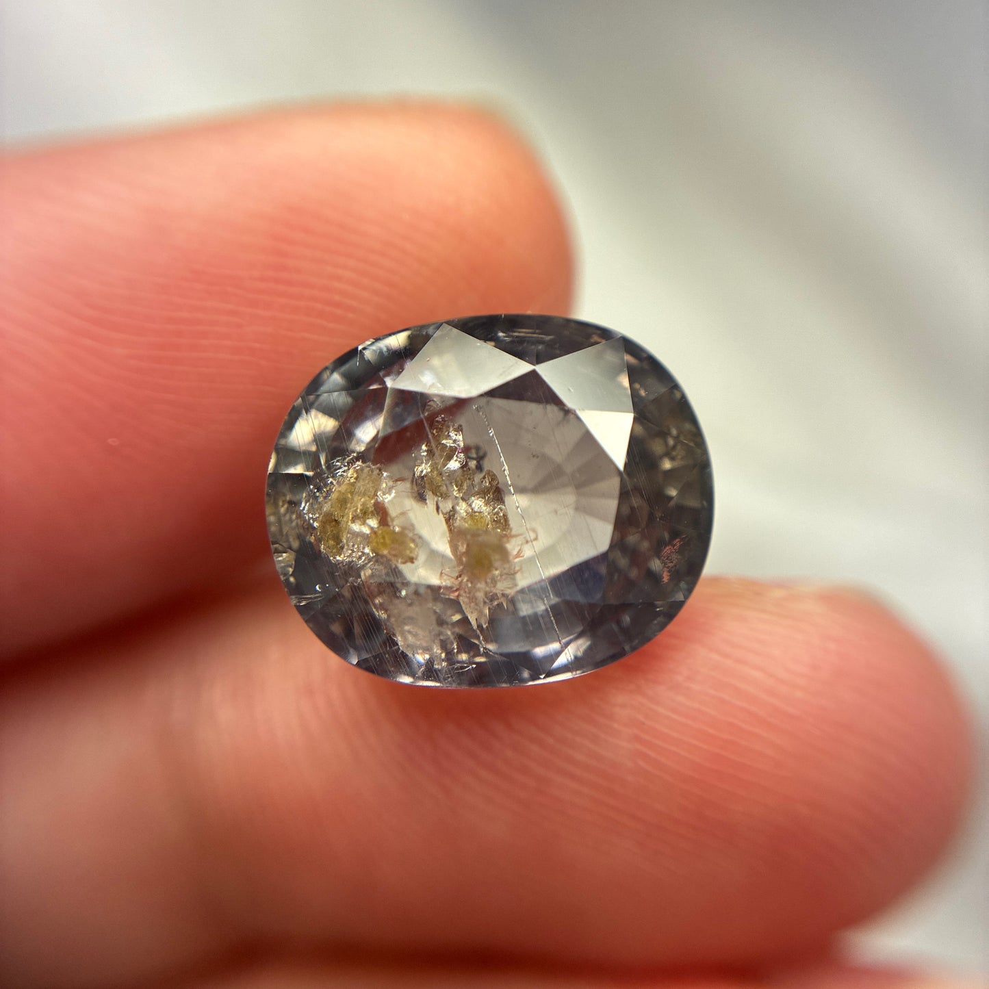 13 carat Color Change Sapphire 13.75x11.65mm Oval Cut, Green to Purple Unheated Natural