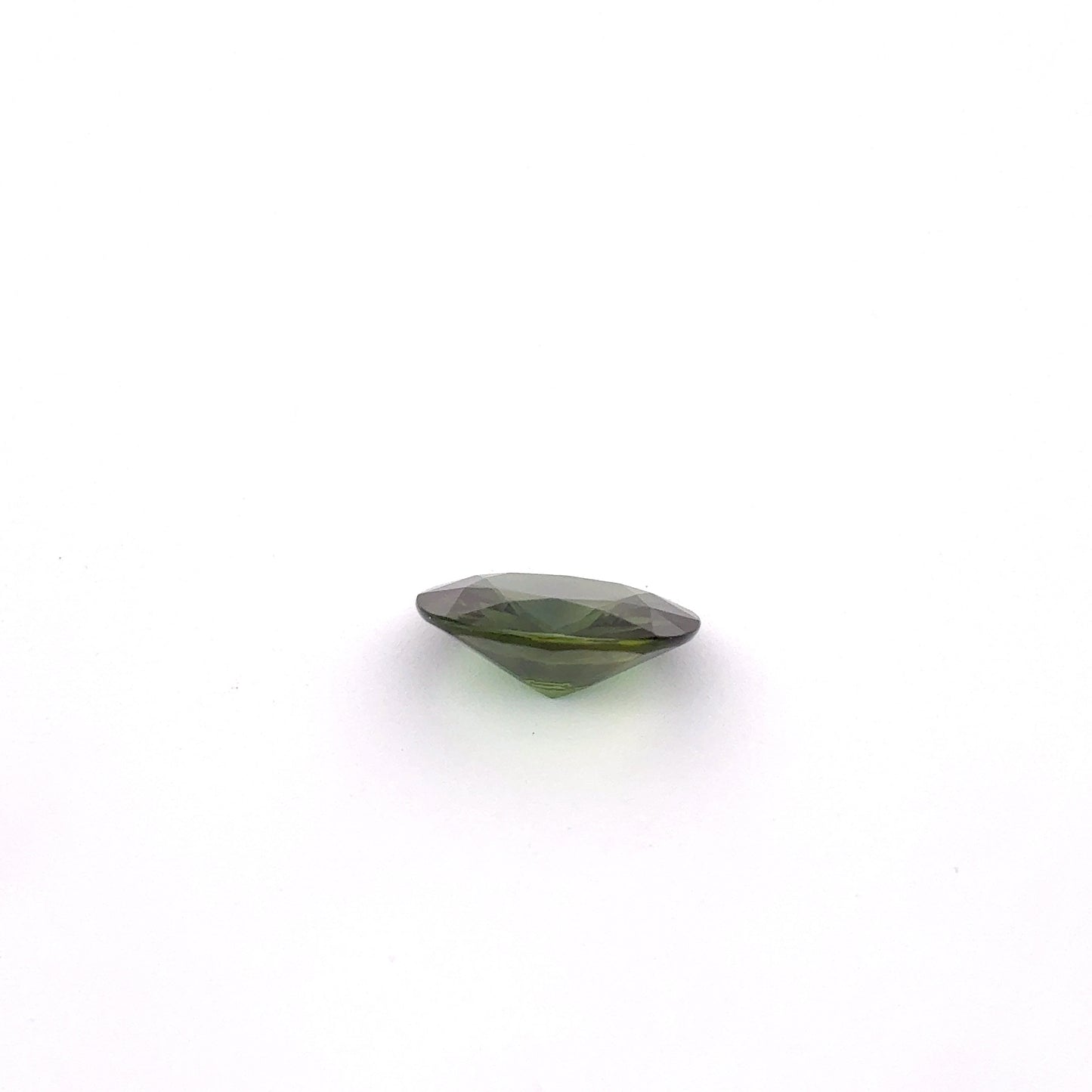 2 carat Green Sapphire 9.25x7.72mm Oval Cut, Heat Treated