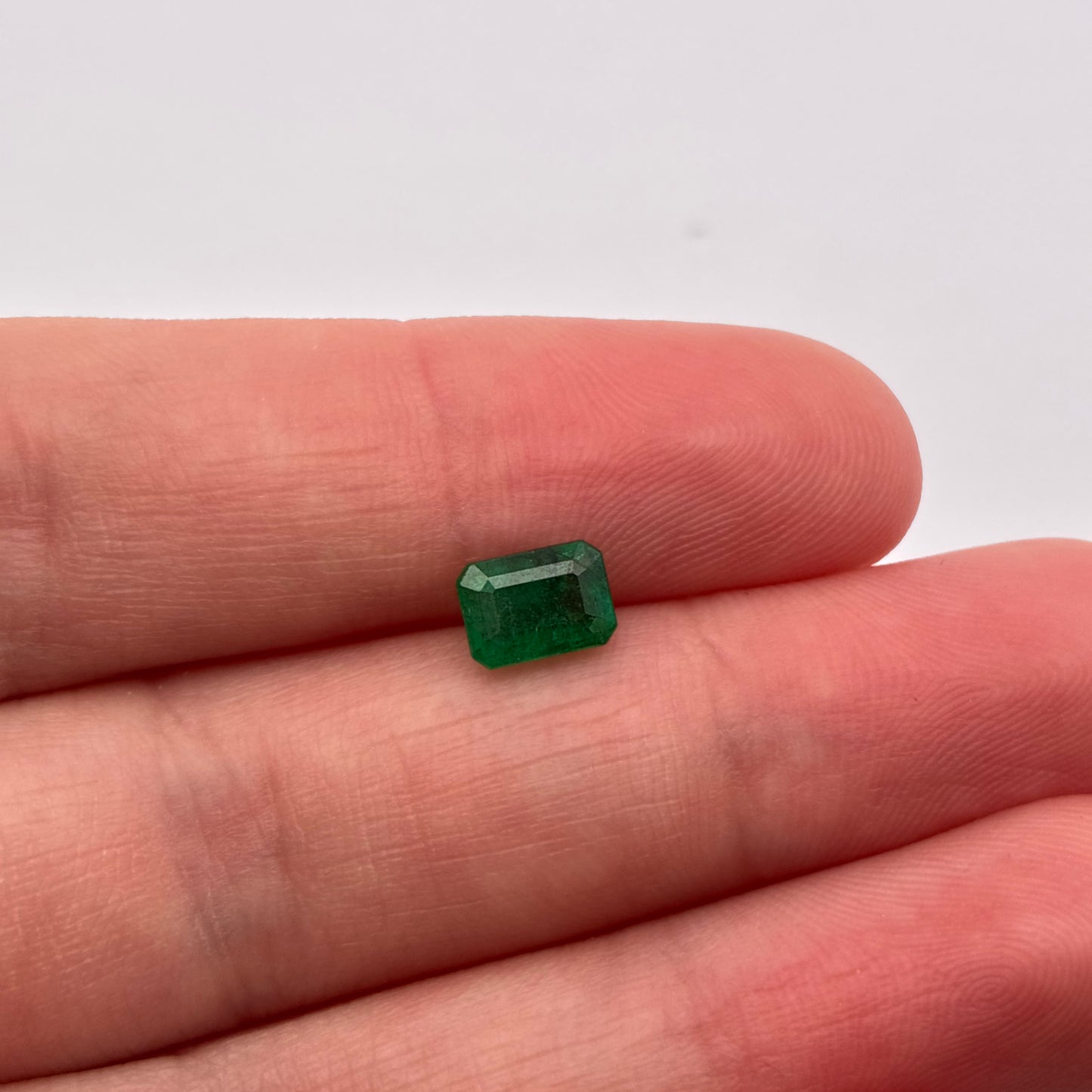 7x5mm Natural Green Emerald, 1 Carat Emerald-Cut