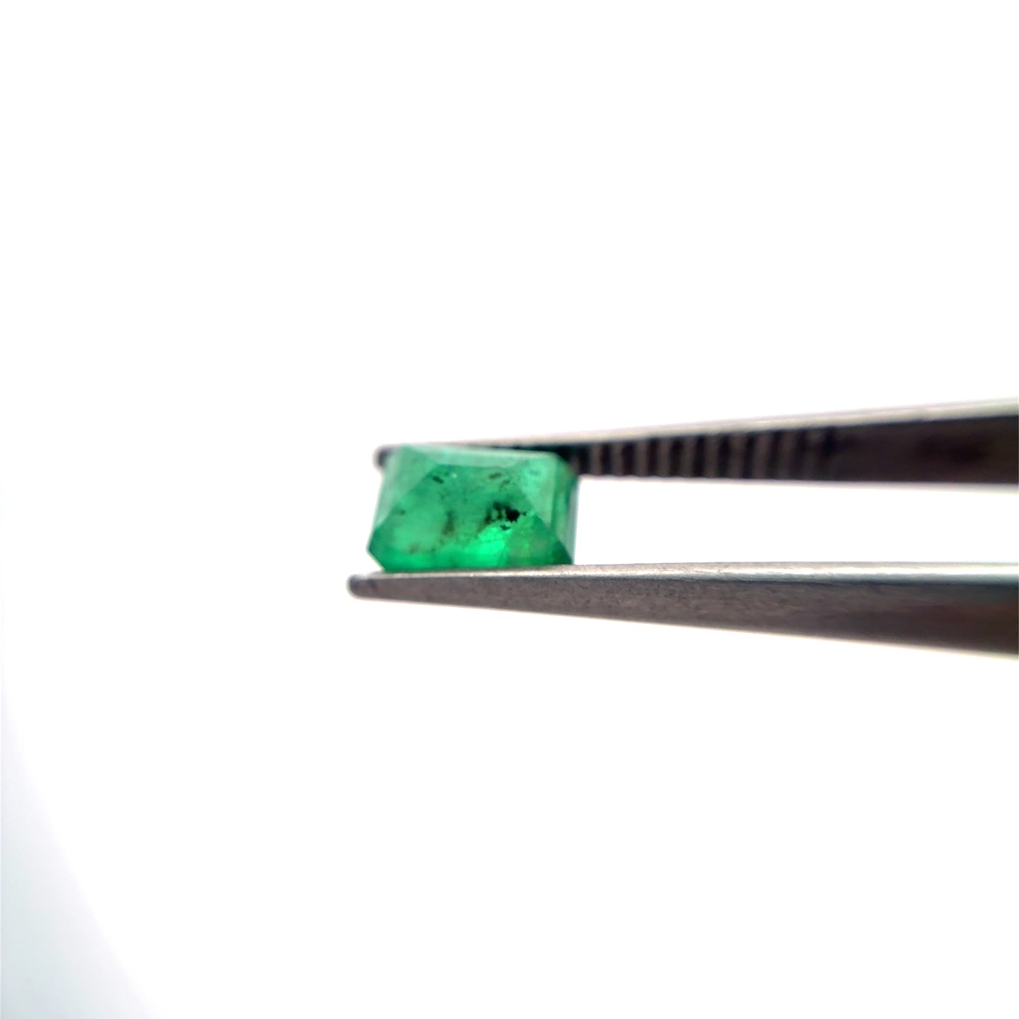 7x5mm Natural Green Emerald, 1 Carat Emerald-Cut