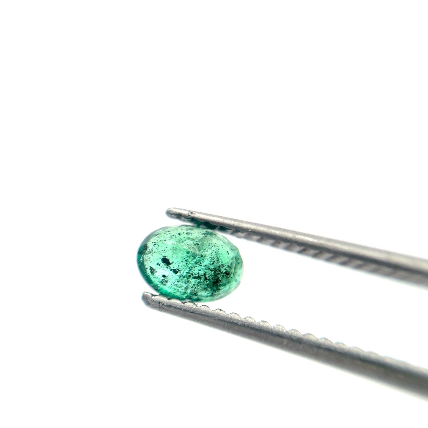 6x4mm Oval cut Natural Green Emerald, 0.49 carat Loose Gemstone