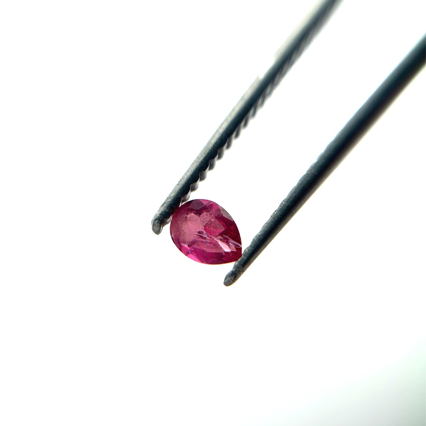 0.15 carat Red Beryl 4x3mm Pear Cut Natural Utah Bixbite
