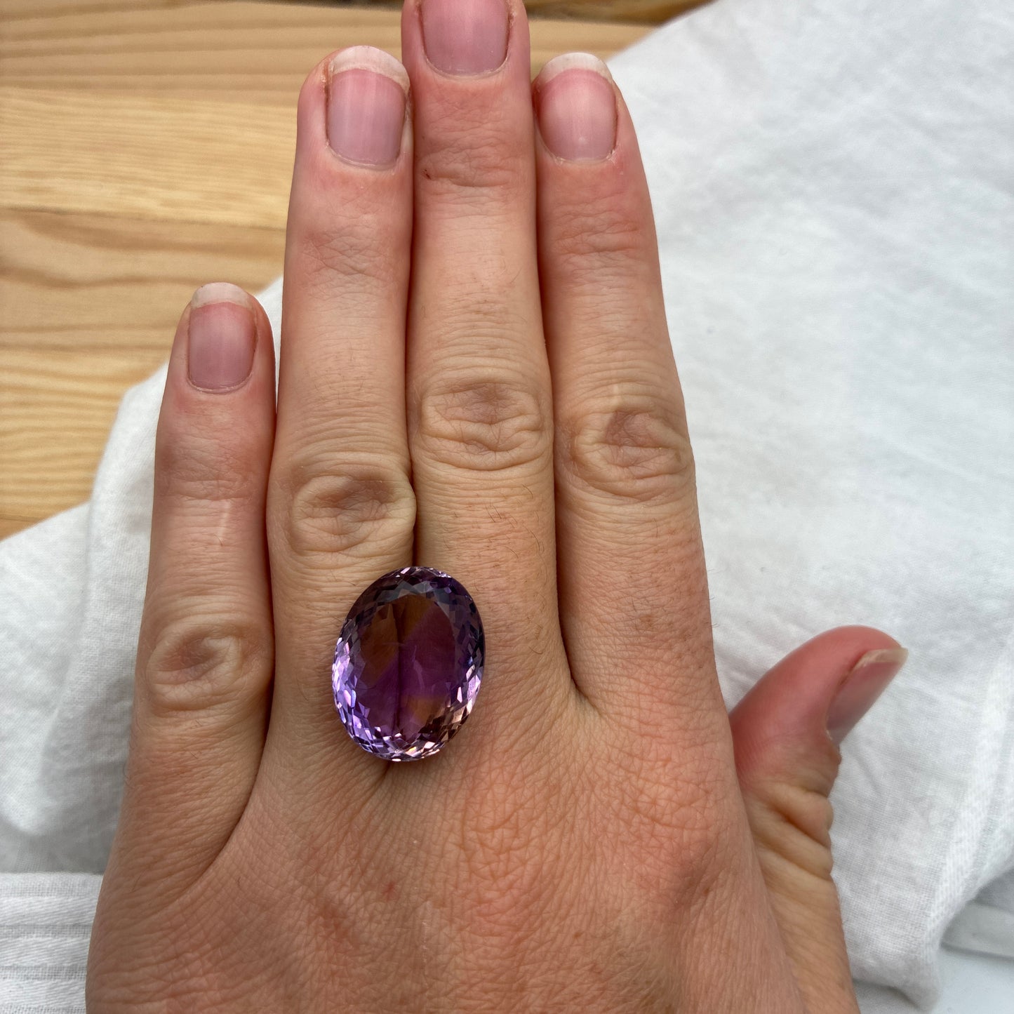 21ct Natural Ametrine, 20x15.5mm Oval cut