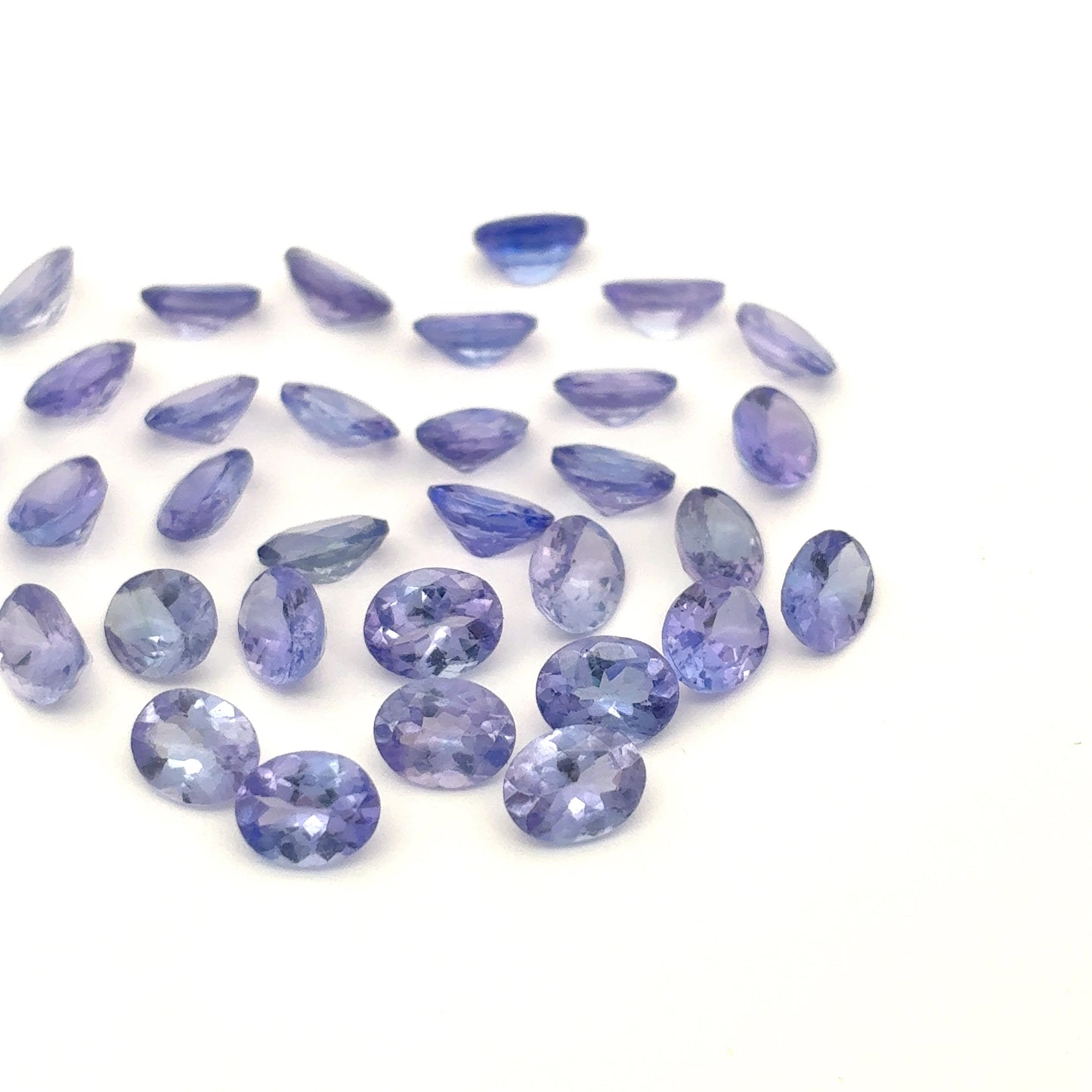 One 5x4mm Tanzanite Oval Cut