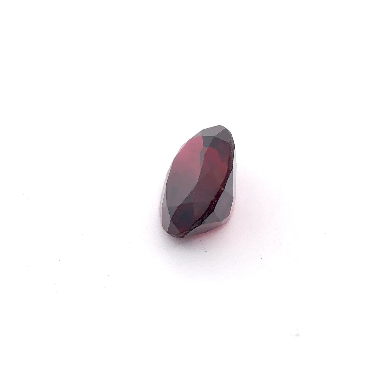 7.8 carat Purplish Red Garnet 14x10mm Oval Cut
