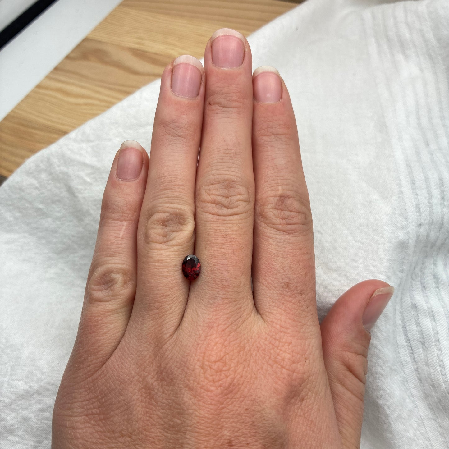 ONE 7x5mm Red Garnet Oval Cut