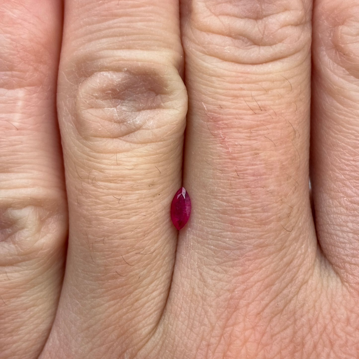 0.14 carat Red Beryl 5.55x2.6mm Marquise Cut, Natural Utah Red Beryl, Bixbite