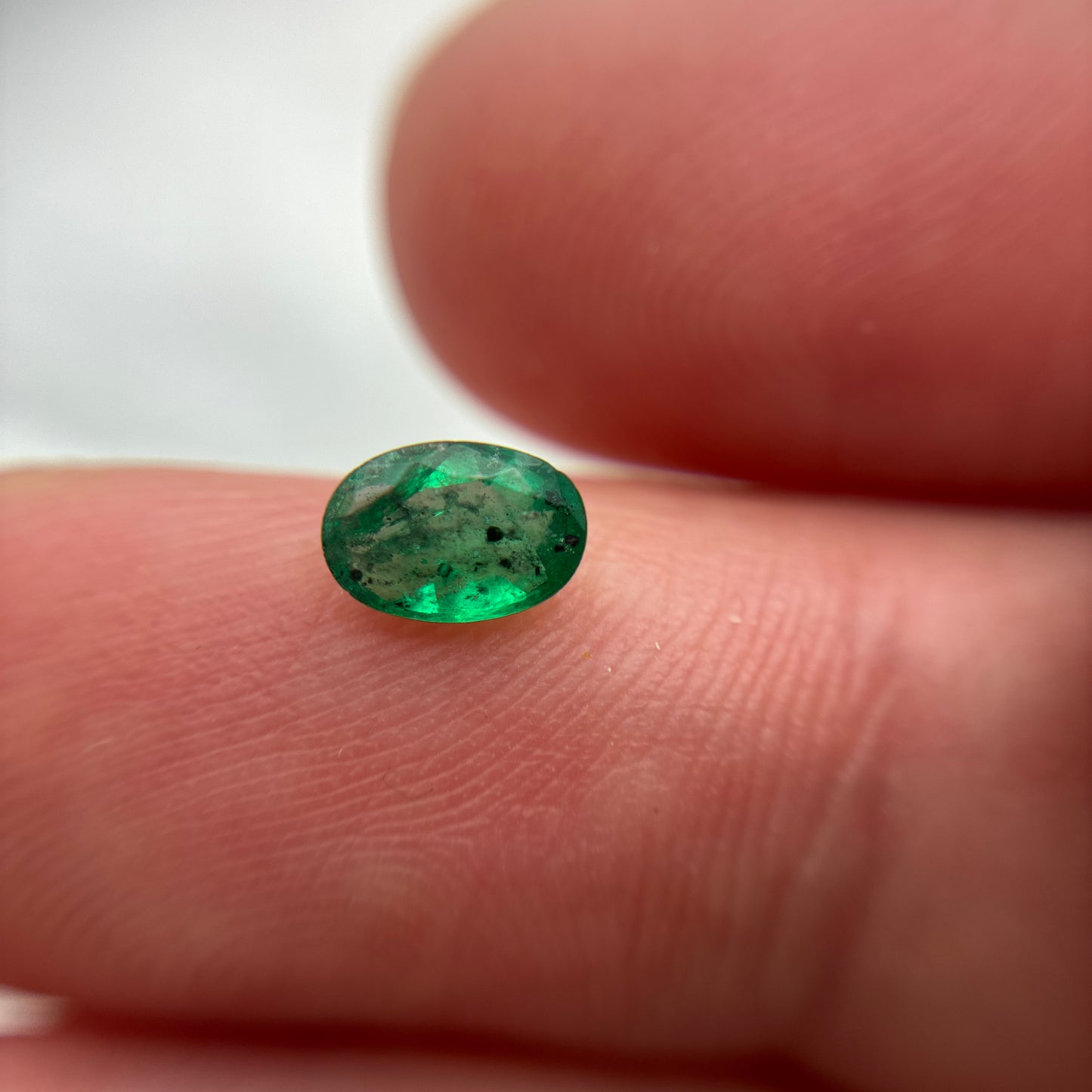 6x4mm Natural Green Emerald 0.42 carat Oval Cut