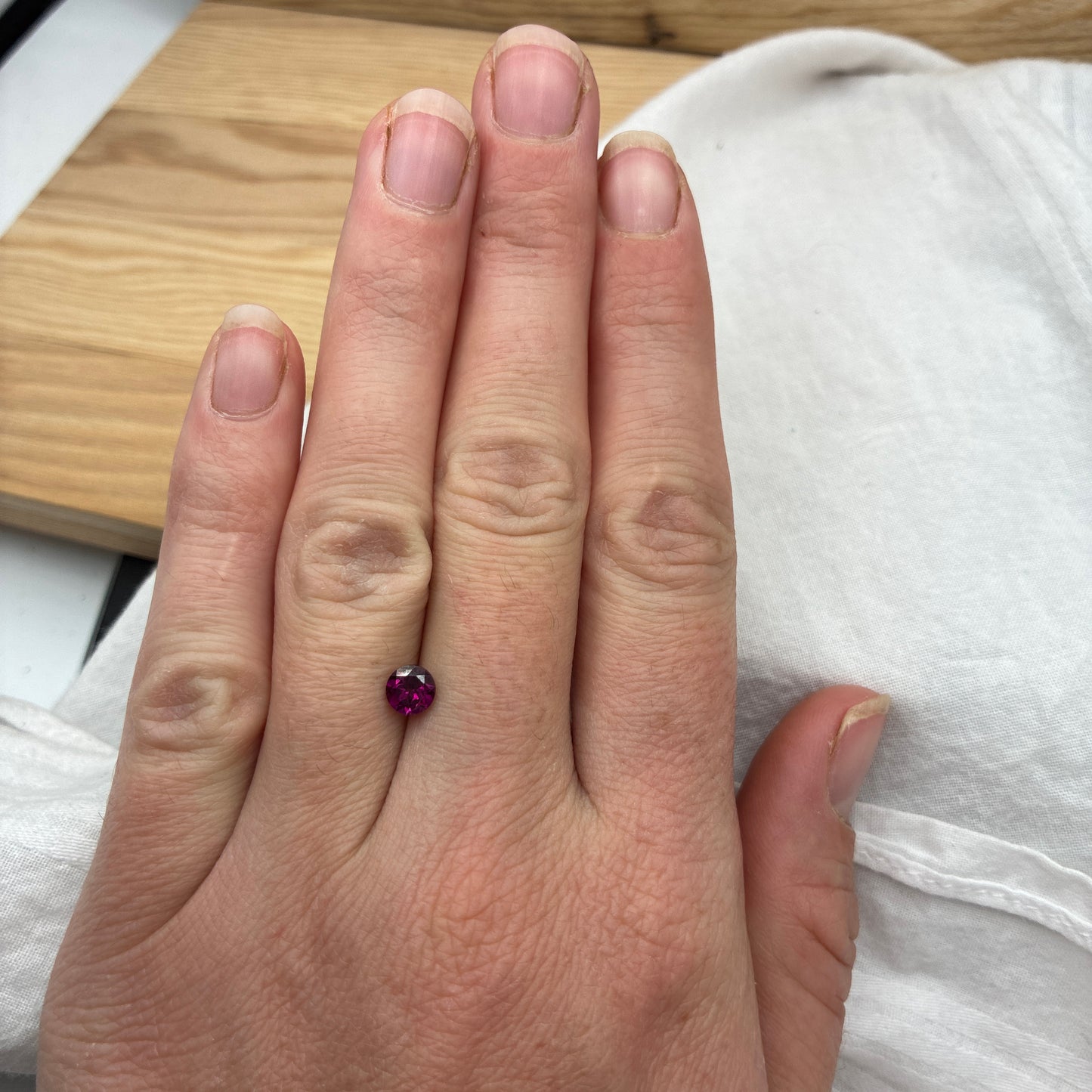 ONE 5mm Purple Garnet Round Cut