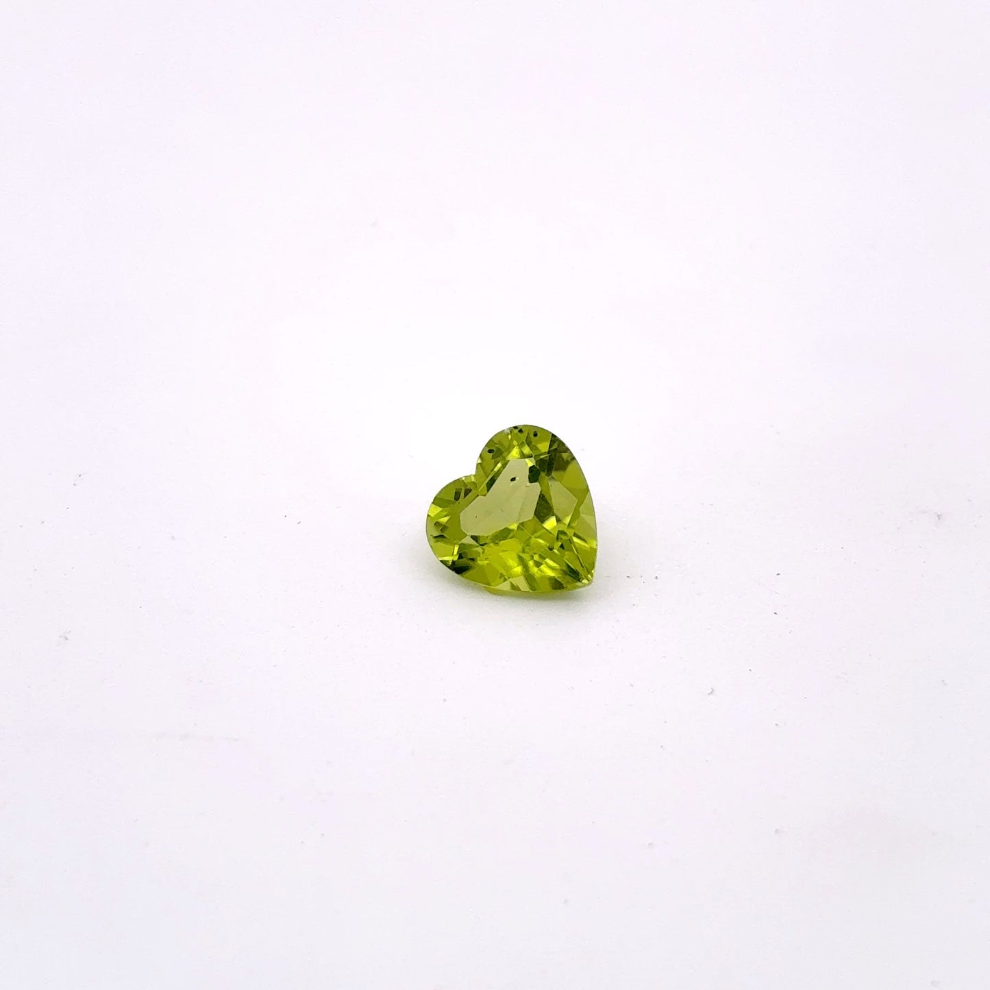 7mm Peridot 1 carat Heart Cut