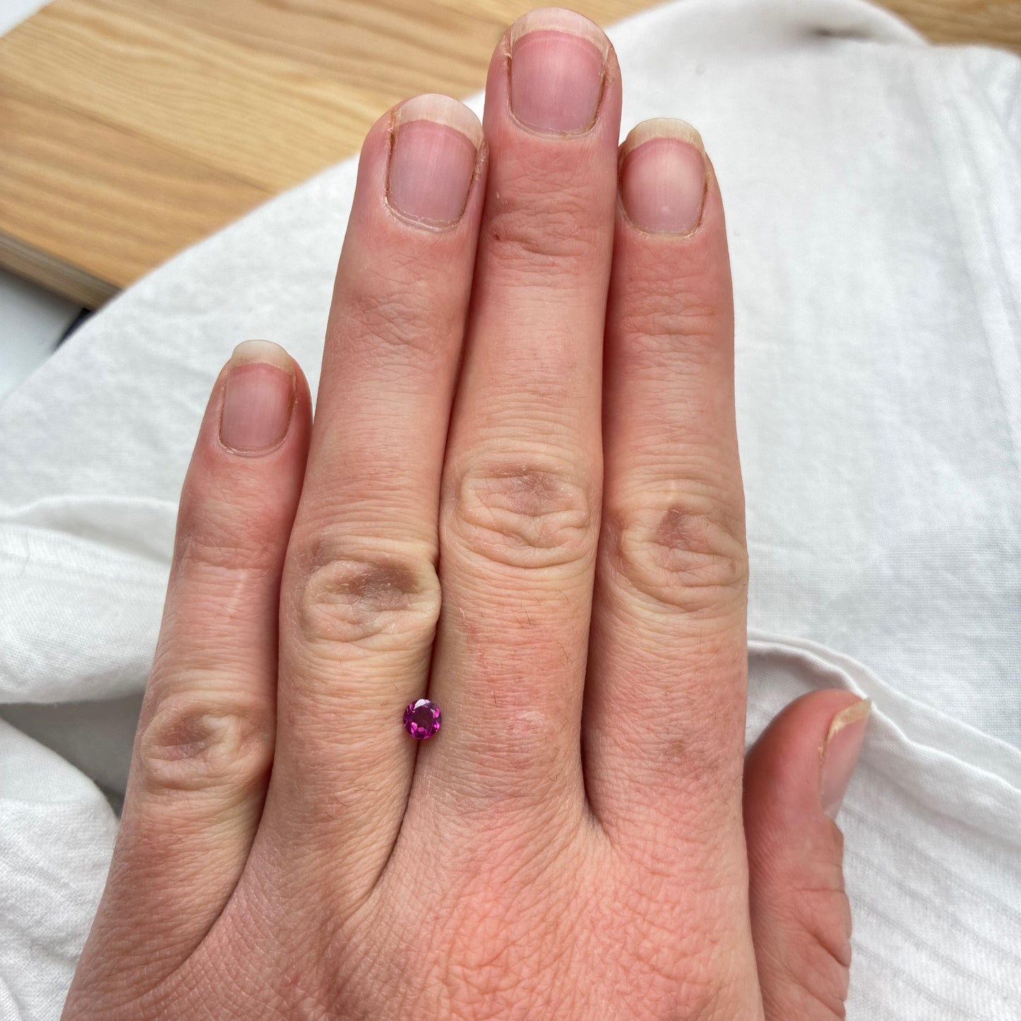 ONE 4mm Purple Garnet Round Cut