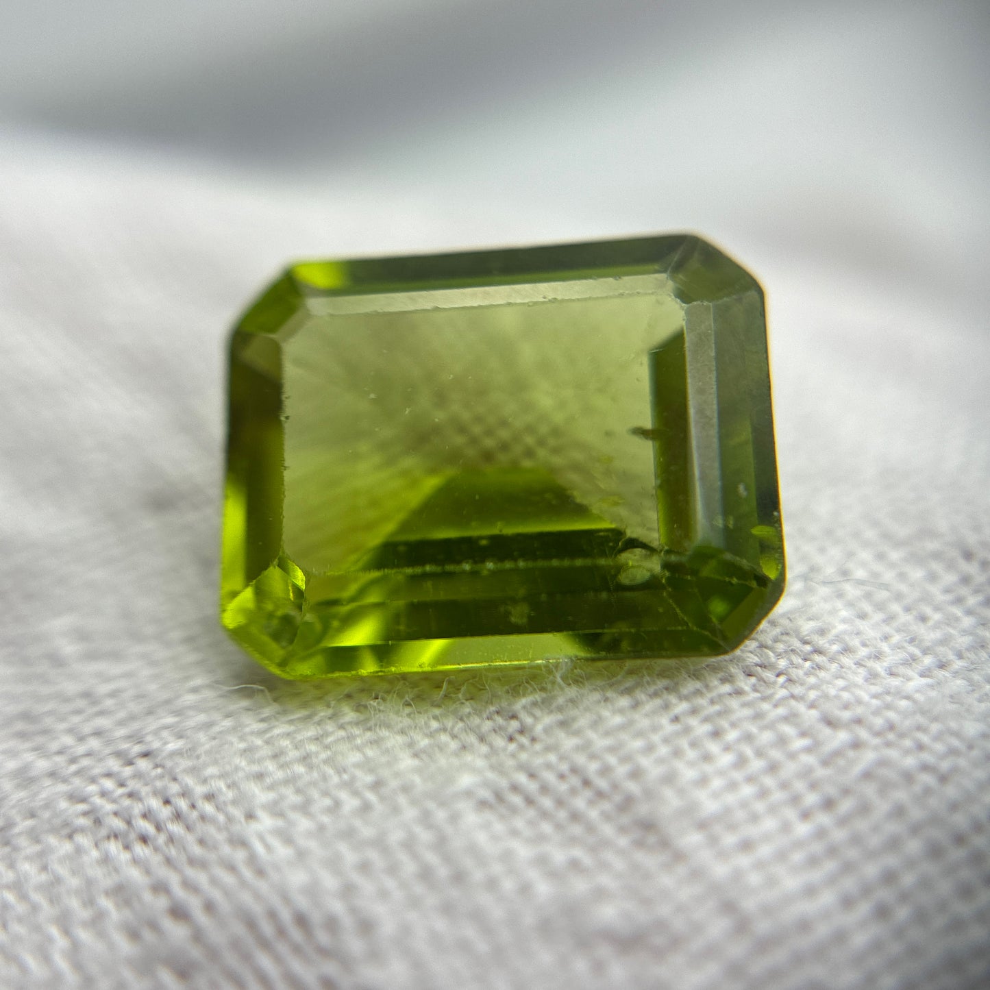 3 carat Green Peridot 10x8mm Emerald Cut