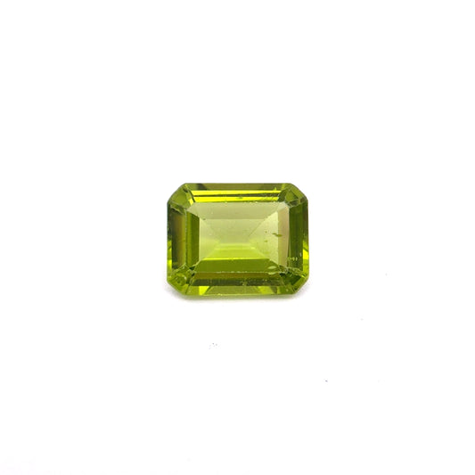 3 carat Green Peridot 10x8mm Emerald Cut